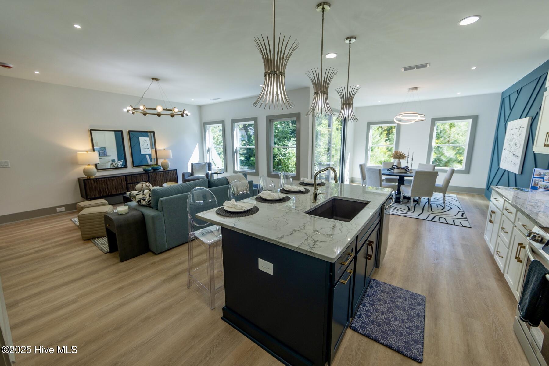 100508502 | Photo 13