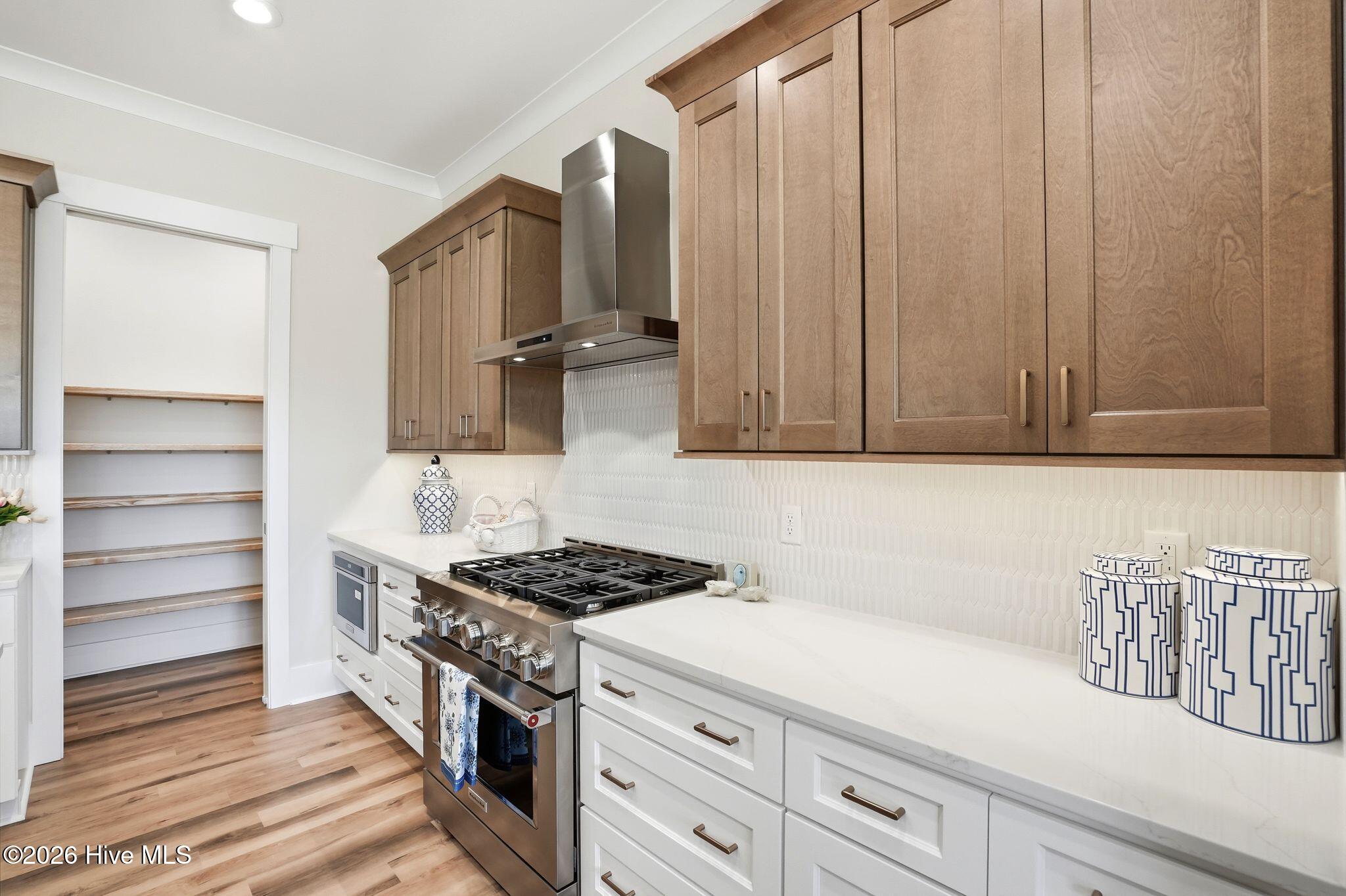 100537171 | Photo 39