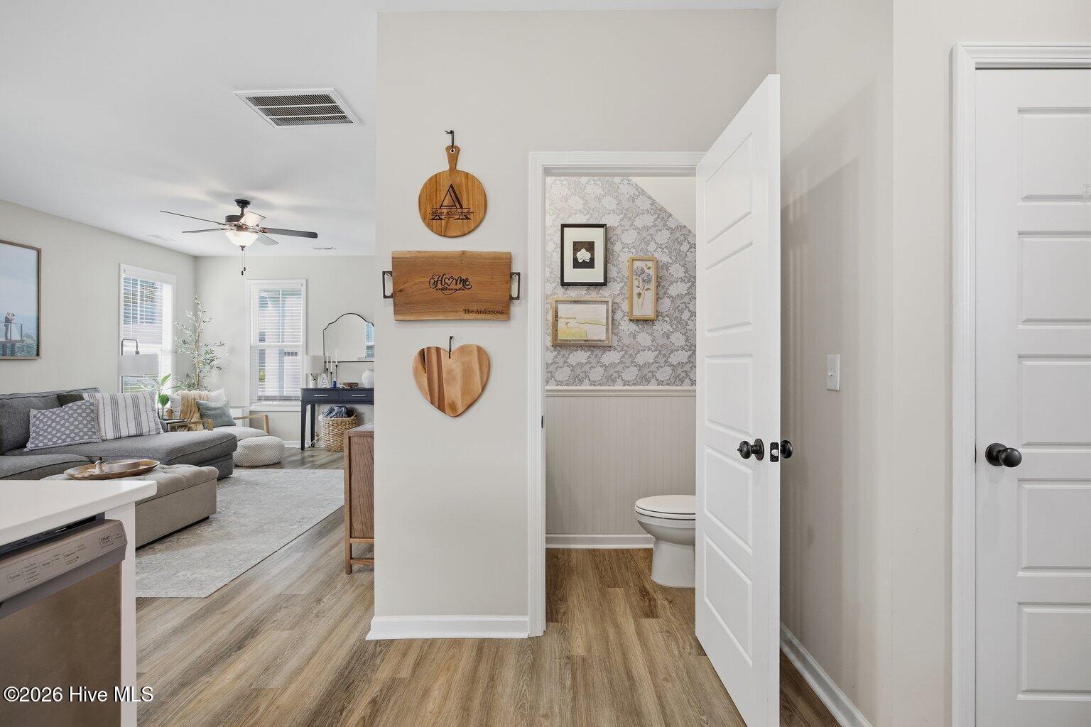 100567479 | Photo 19