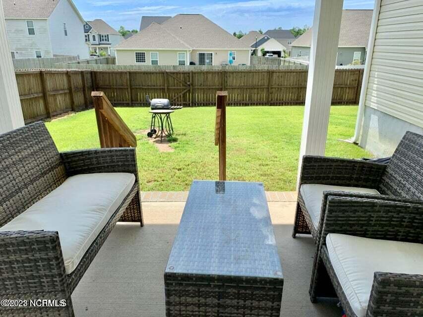 100569467 | Photo 16