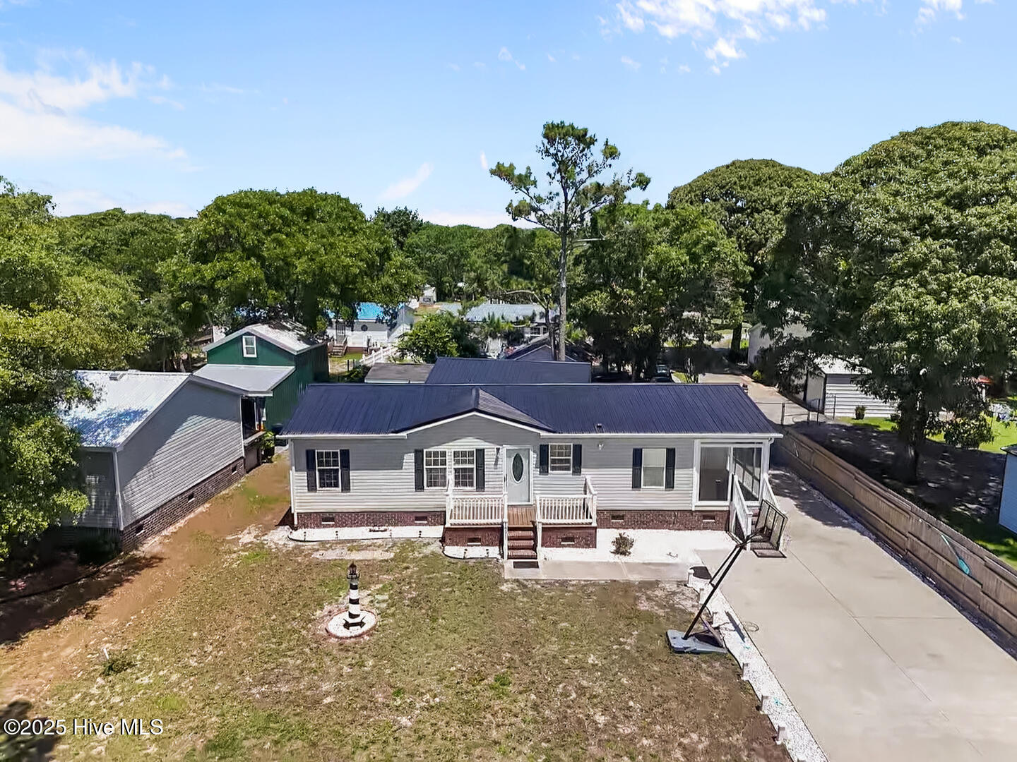 1891 Oxpen Road SW, Supply, NC 28462 – photo 11: 53-web-or-mls-Photo Jun 16 2025, 6 24 08