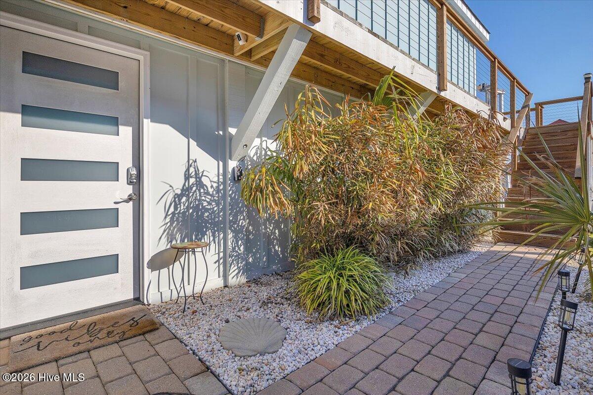 100559850 | Photo 68