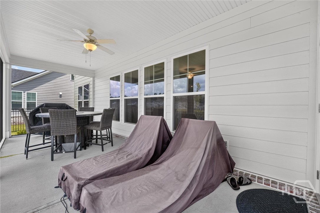 Screened in patio