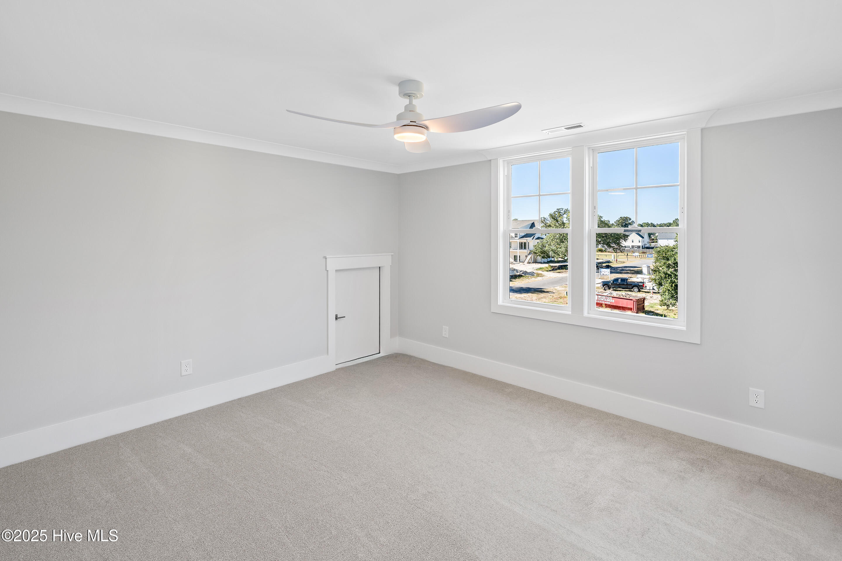 100537376 | Photo 41