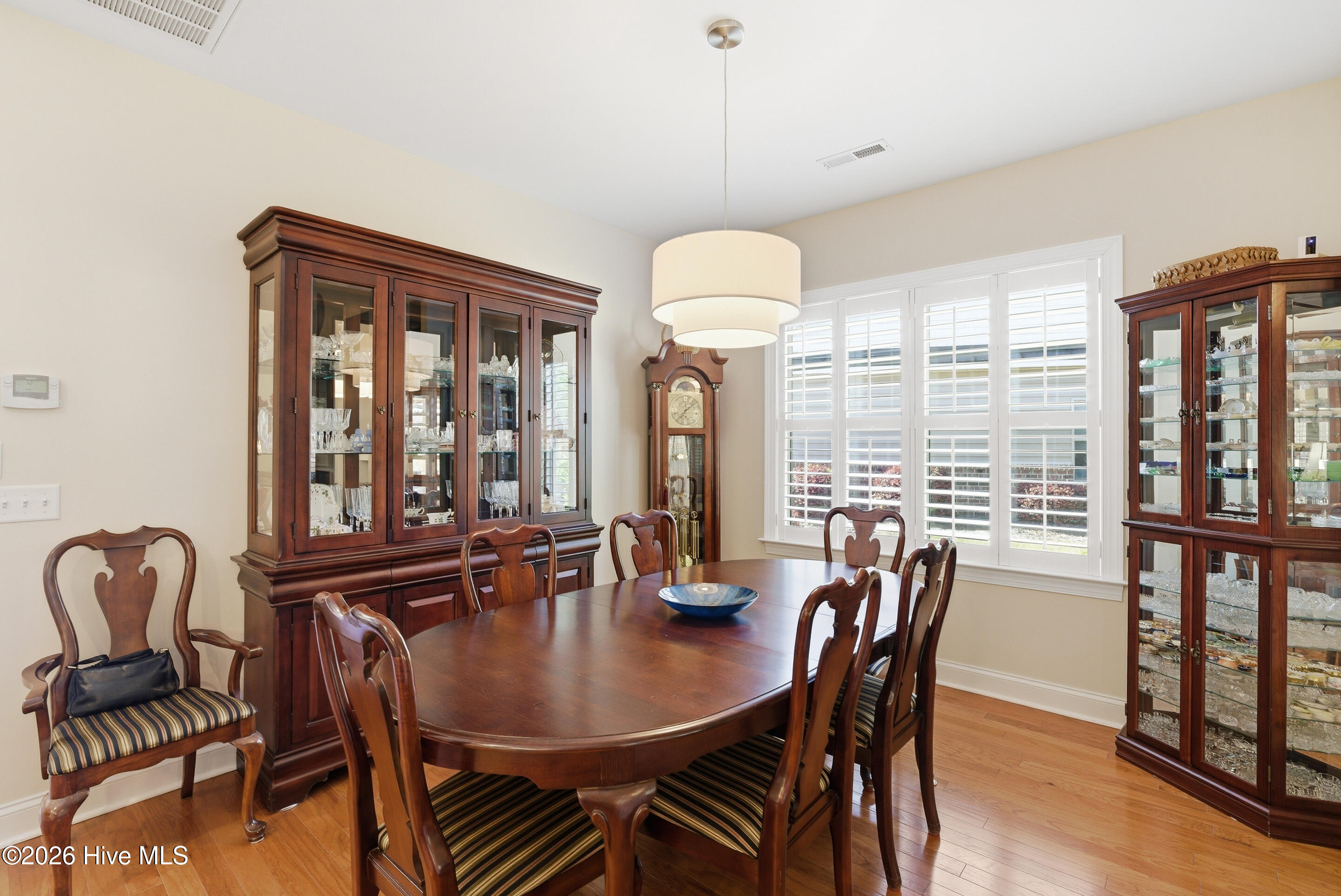 100566740 | Photo 15