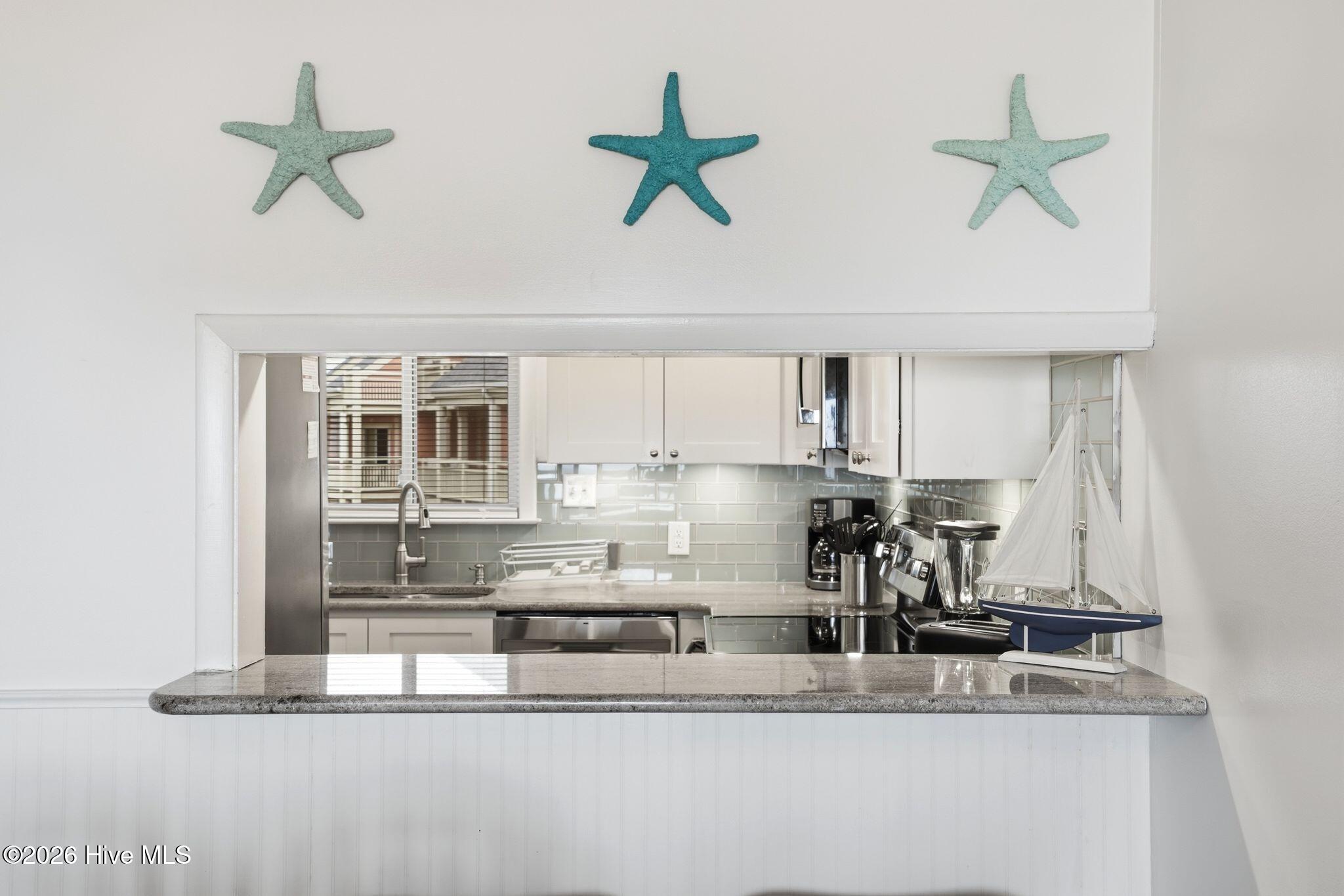 100557699 | Photo 10