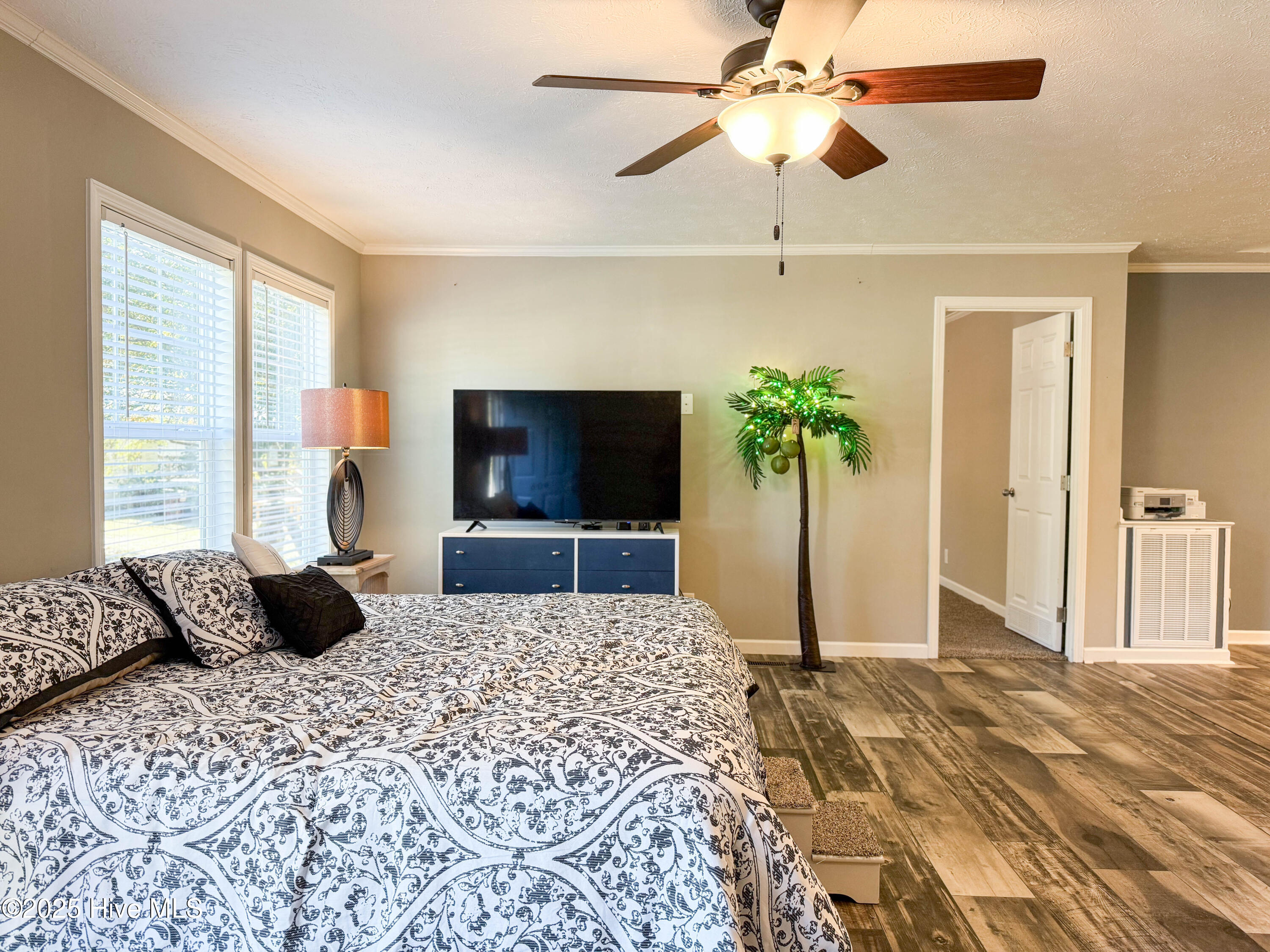 100540094 | Photo 16