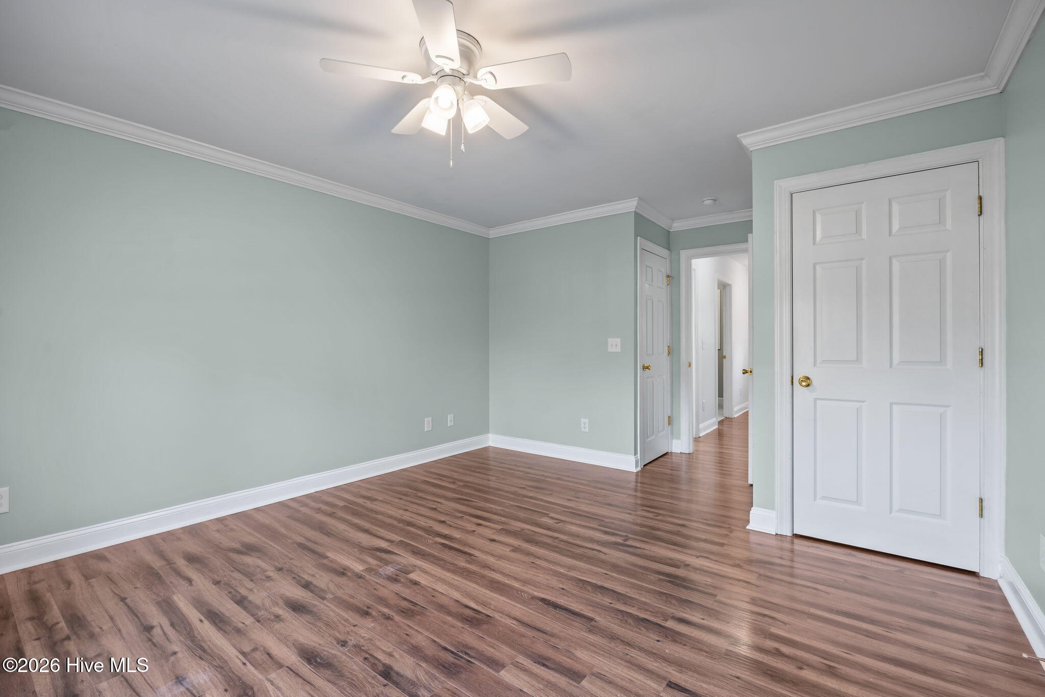 100564597 | Photo 26