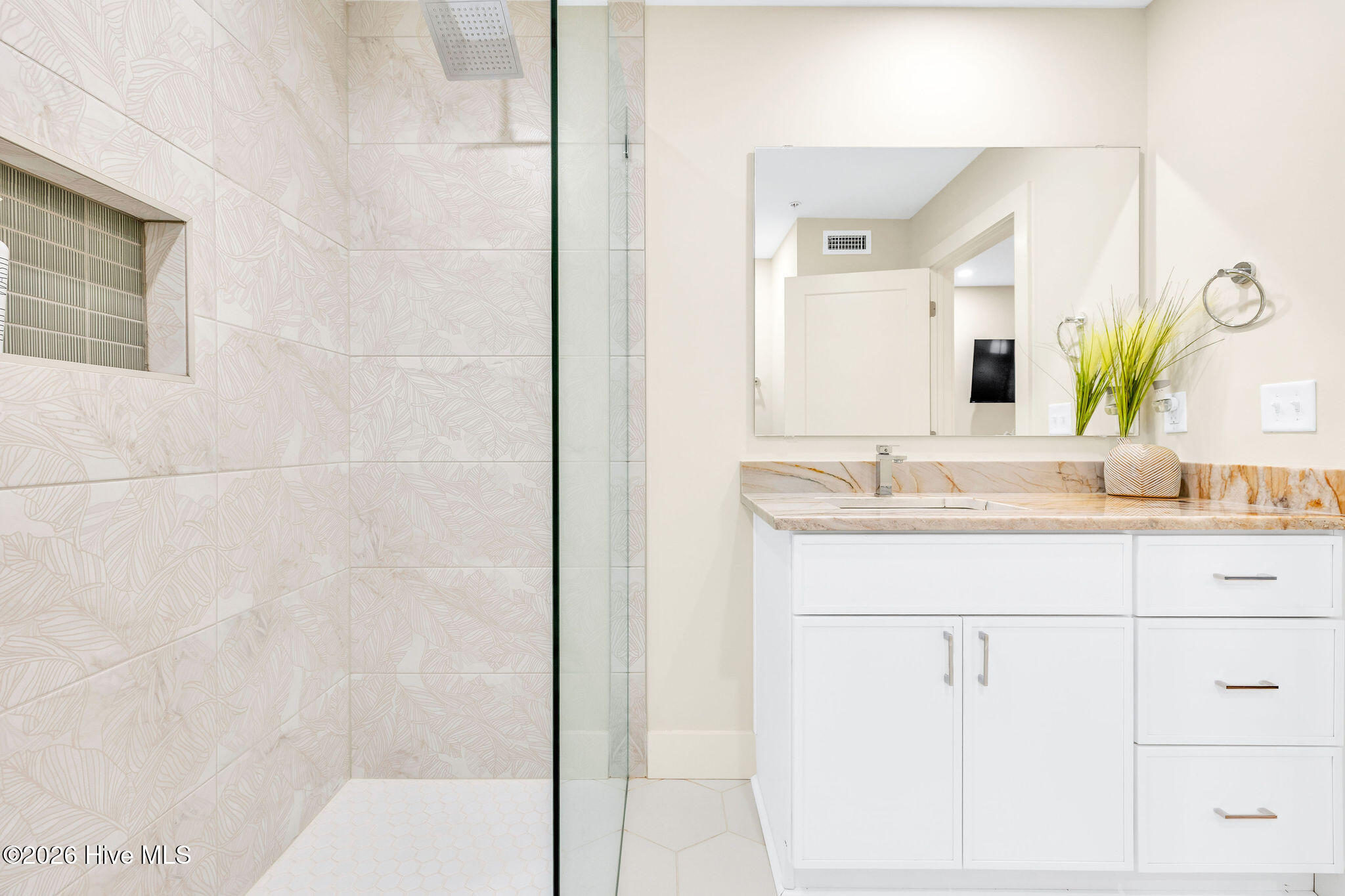 1800 Canal Drive UNIT 305, Carolina Beach, NC, 28428