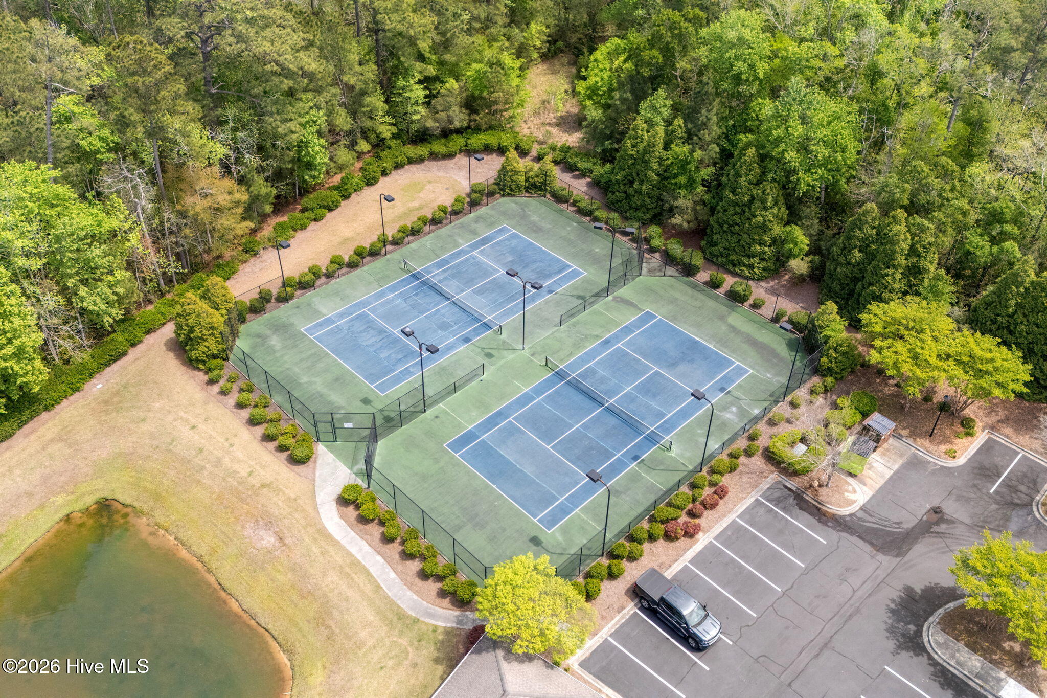 100566084 | Photo 61