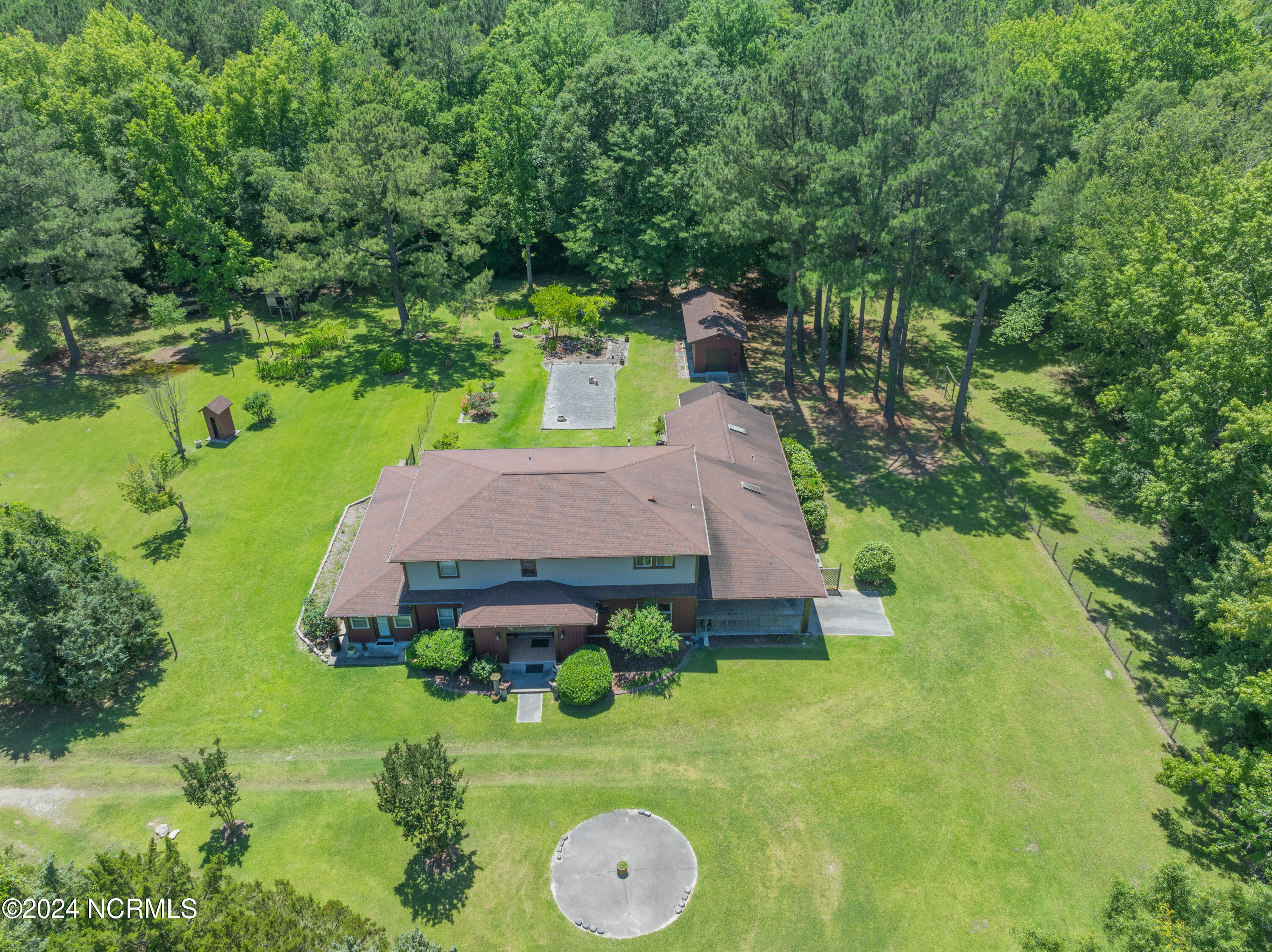 1183 Canady Drive-37