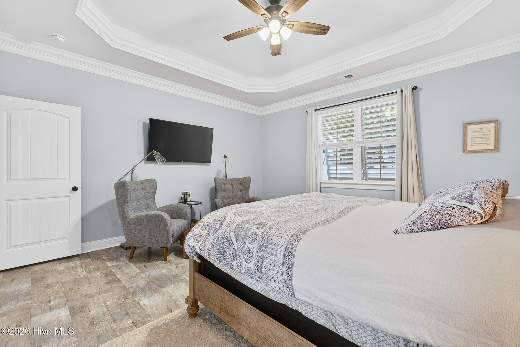 100557627 | Photo 15