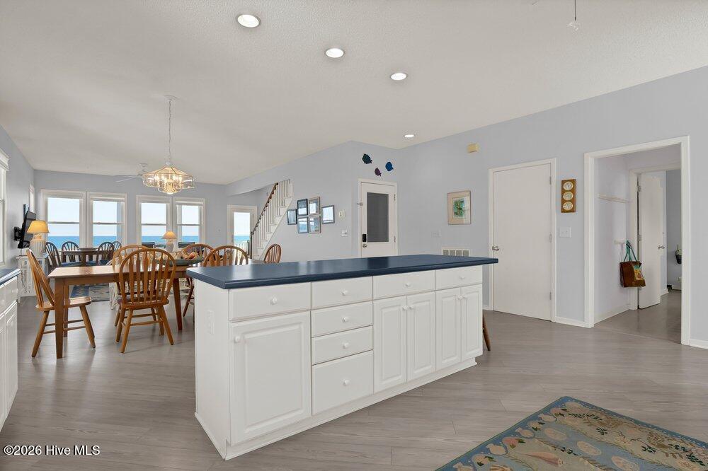 100554516 | Photo 12