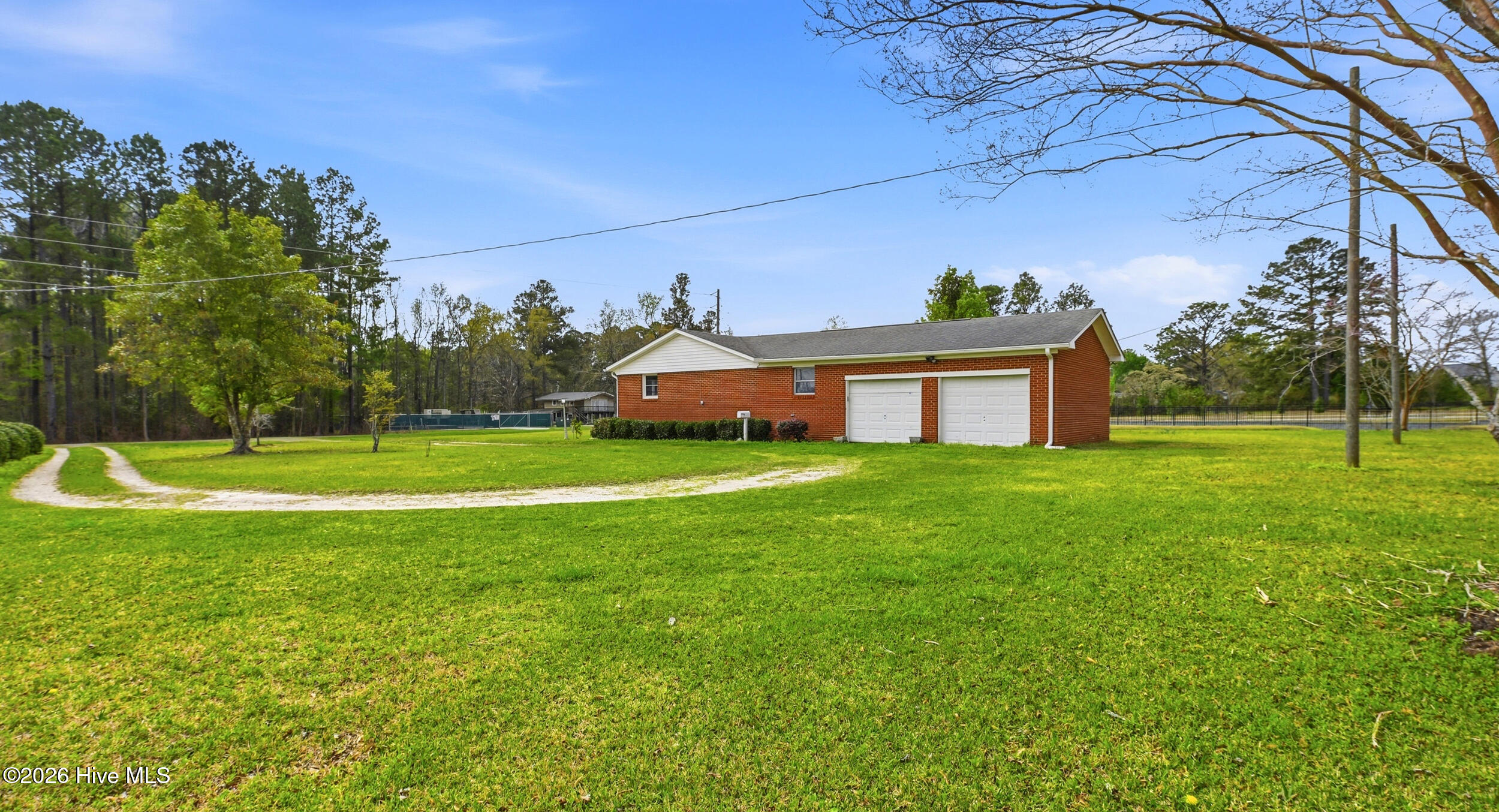 100562912 | Photo 34