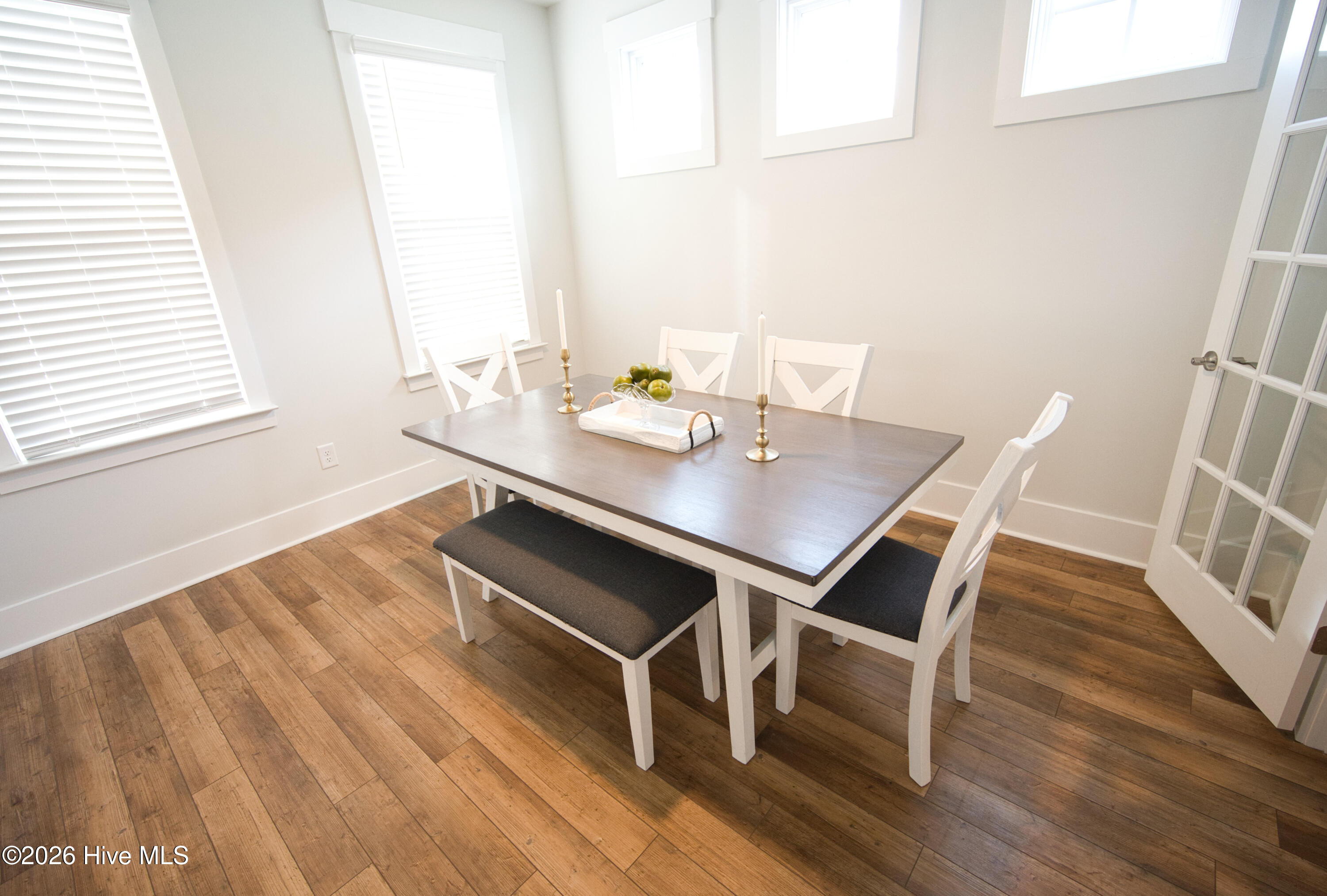 100551337 | Photo 20