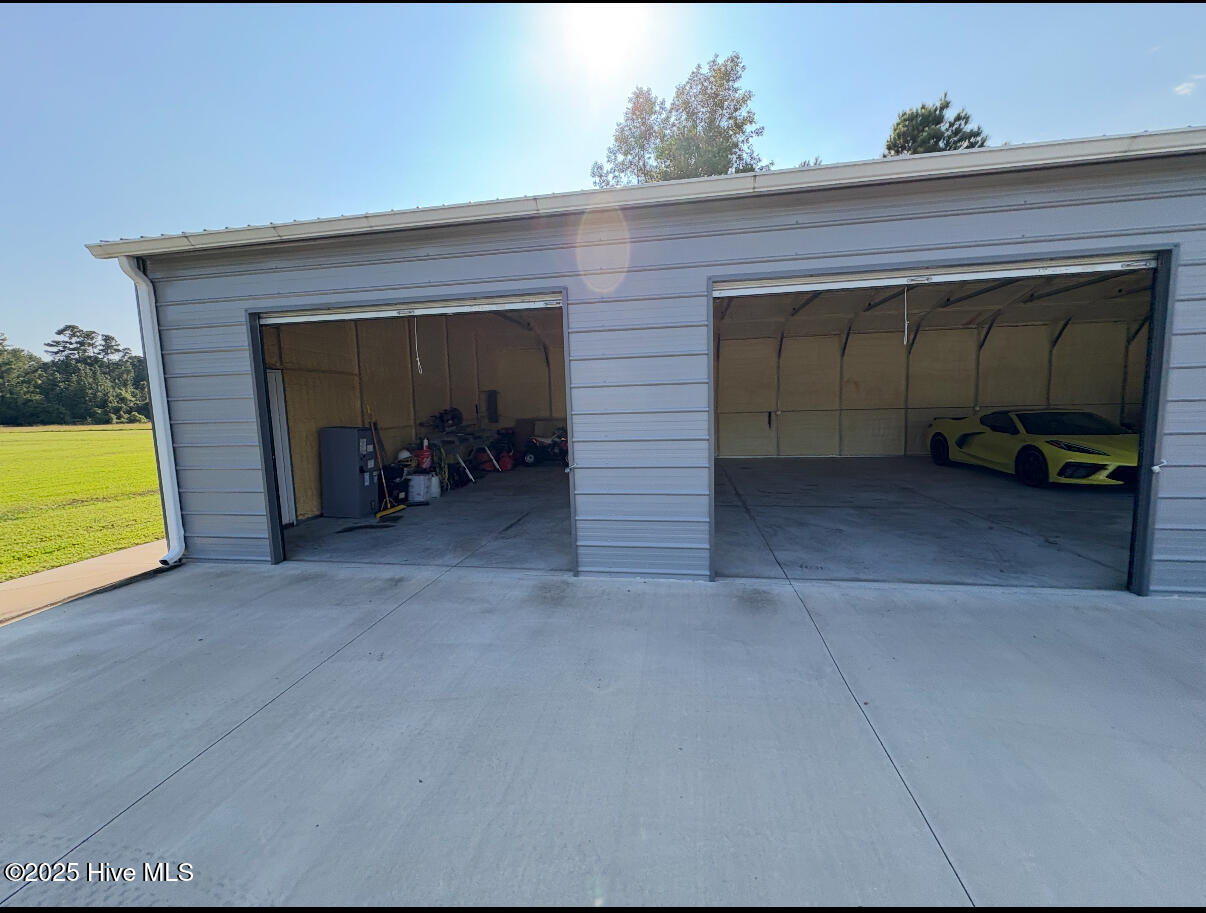 100485520 | Photo 27