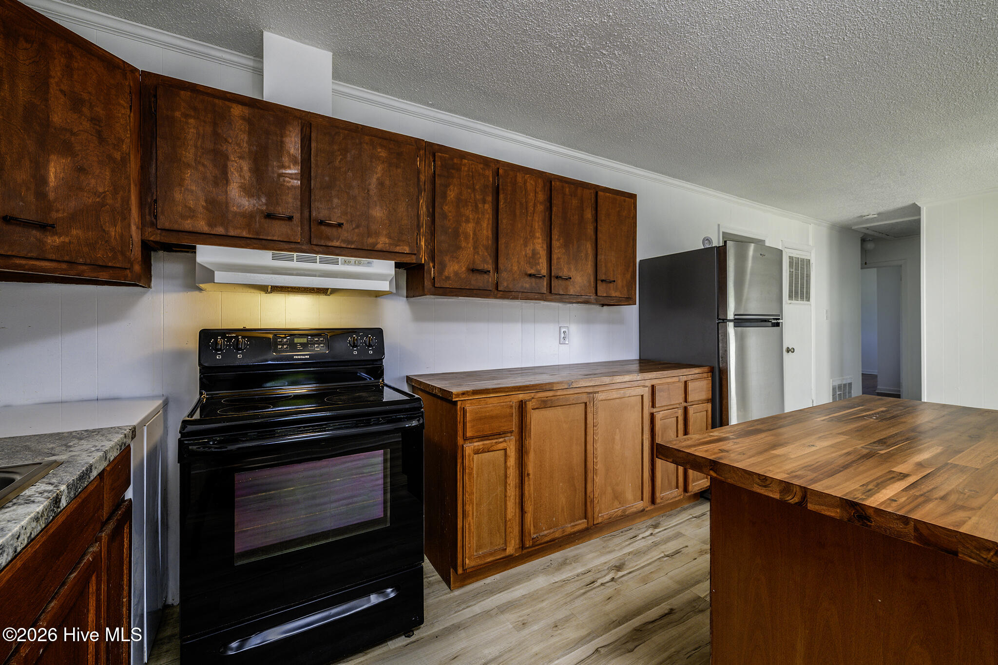 100567518 | Photo 10