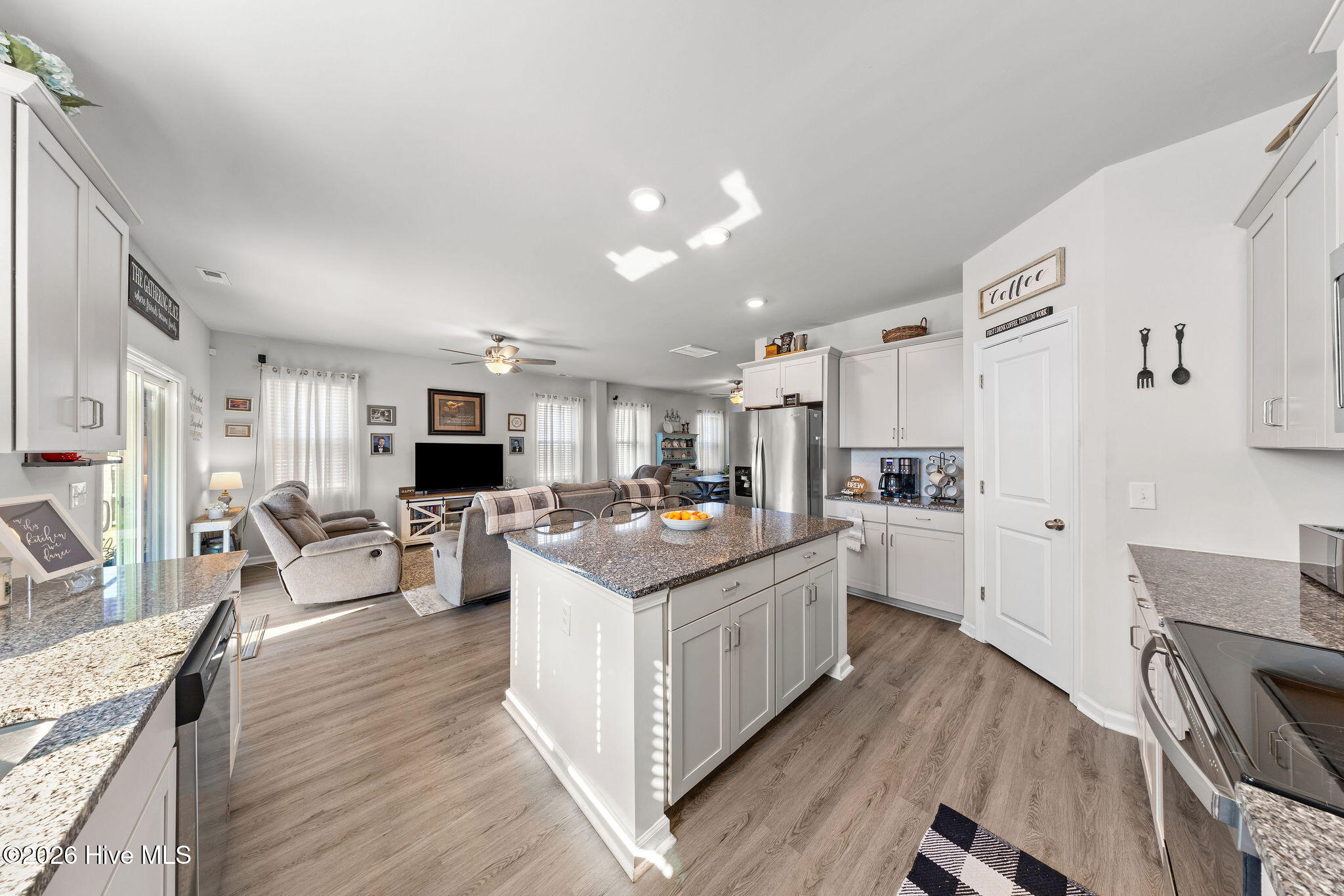 100553688 | Photo 20