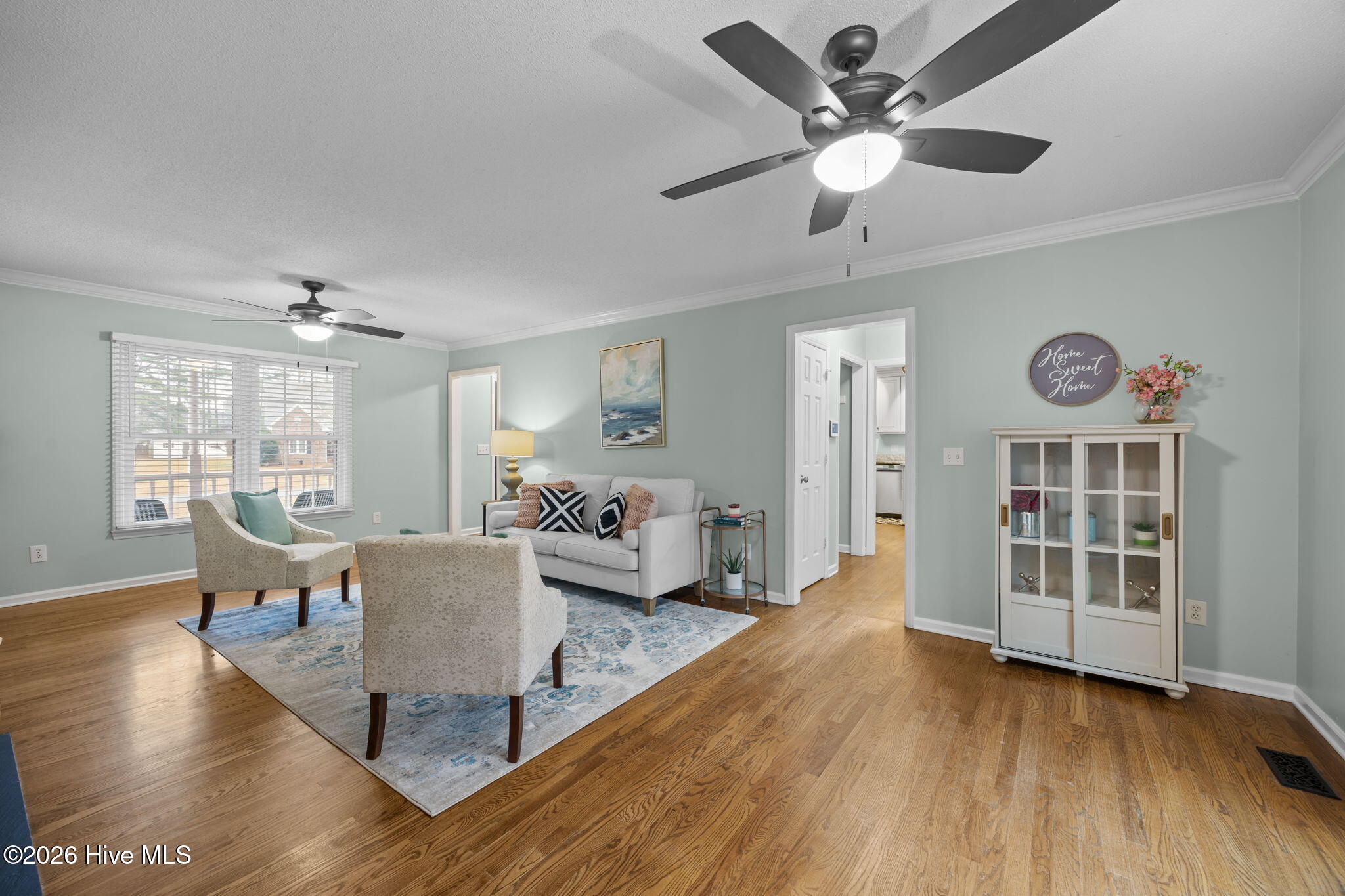 100534535 | Photo 11