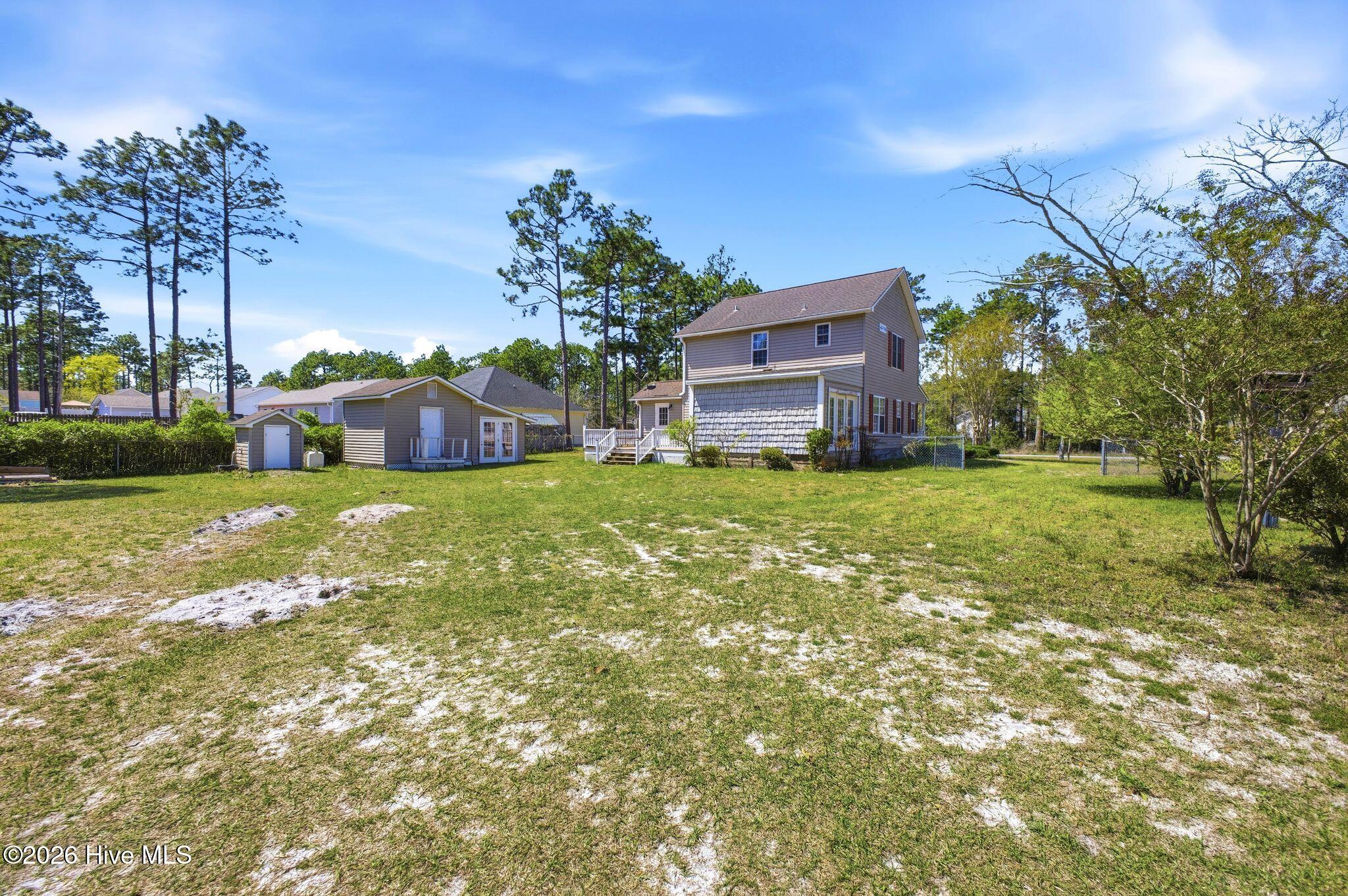 100564329 | Photo 30