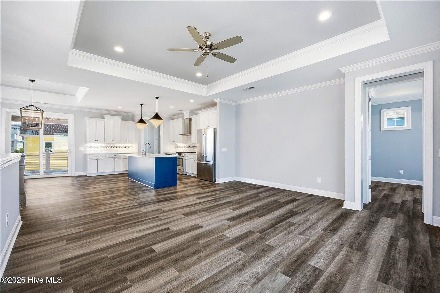 100559735 | Photo 13