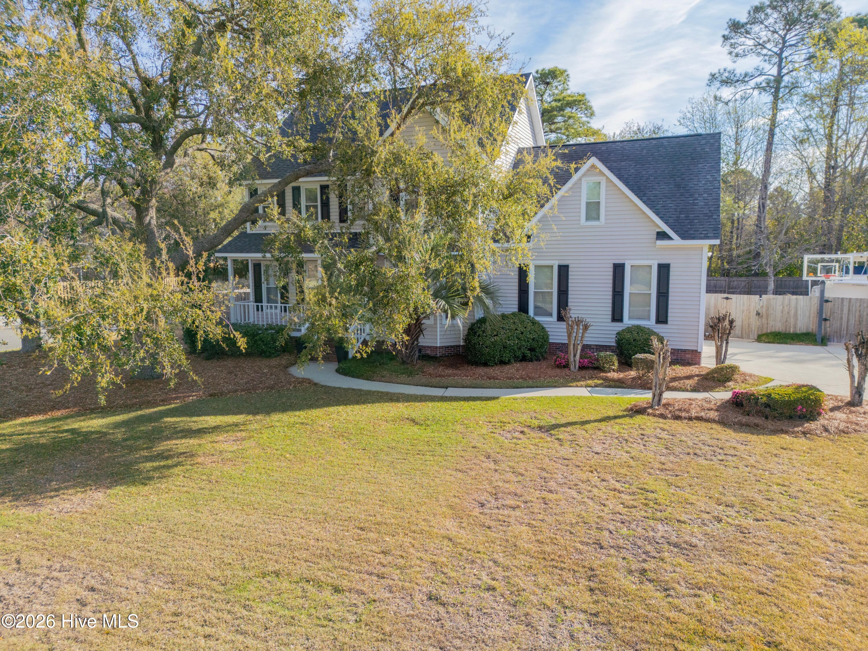 100561567 | Photo 36