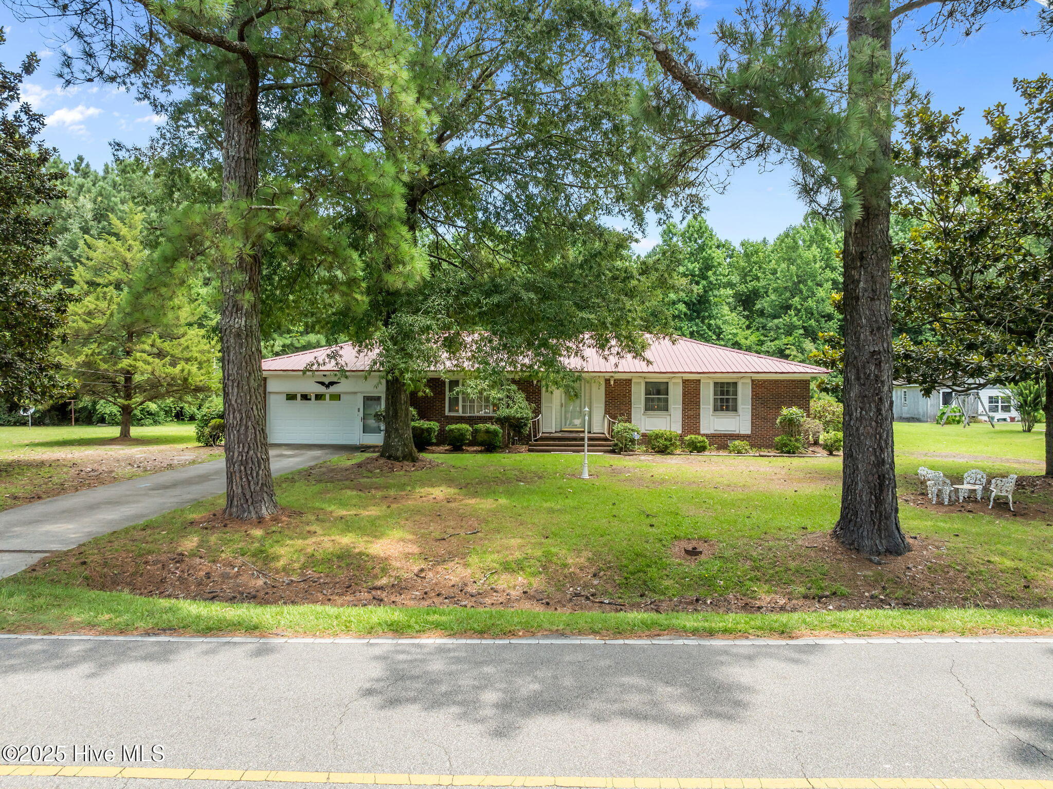 Homes for sale in Plymouth, NC | 111 Bateman St, Plymouth, NC 27962 | MLS# 100518354