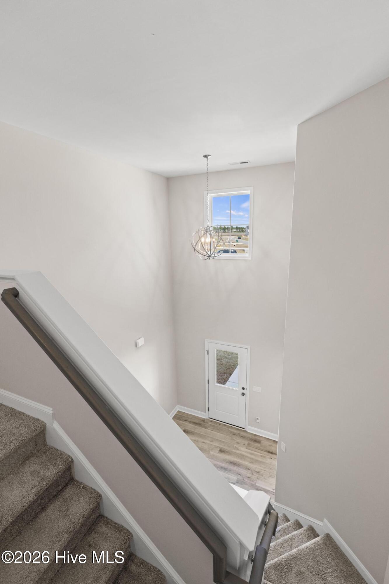 100544649 | Photo 22