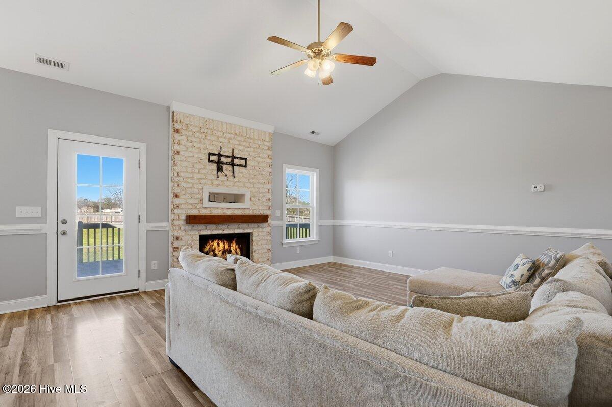 109 Northfield Dr-14