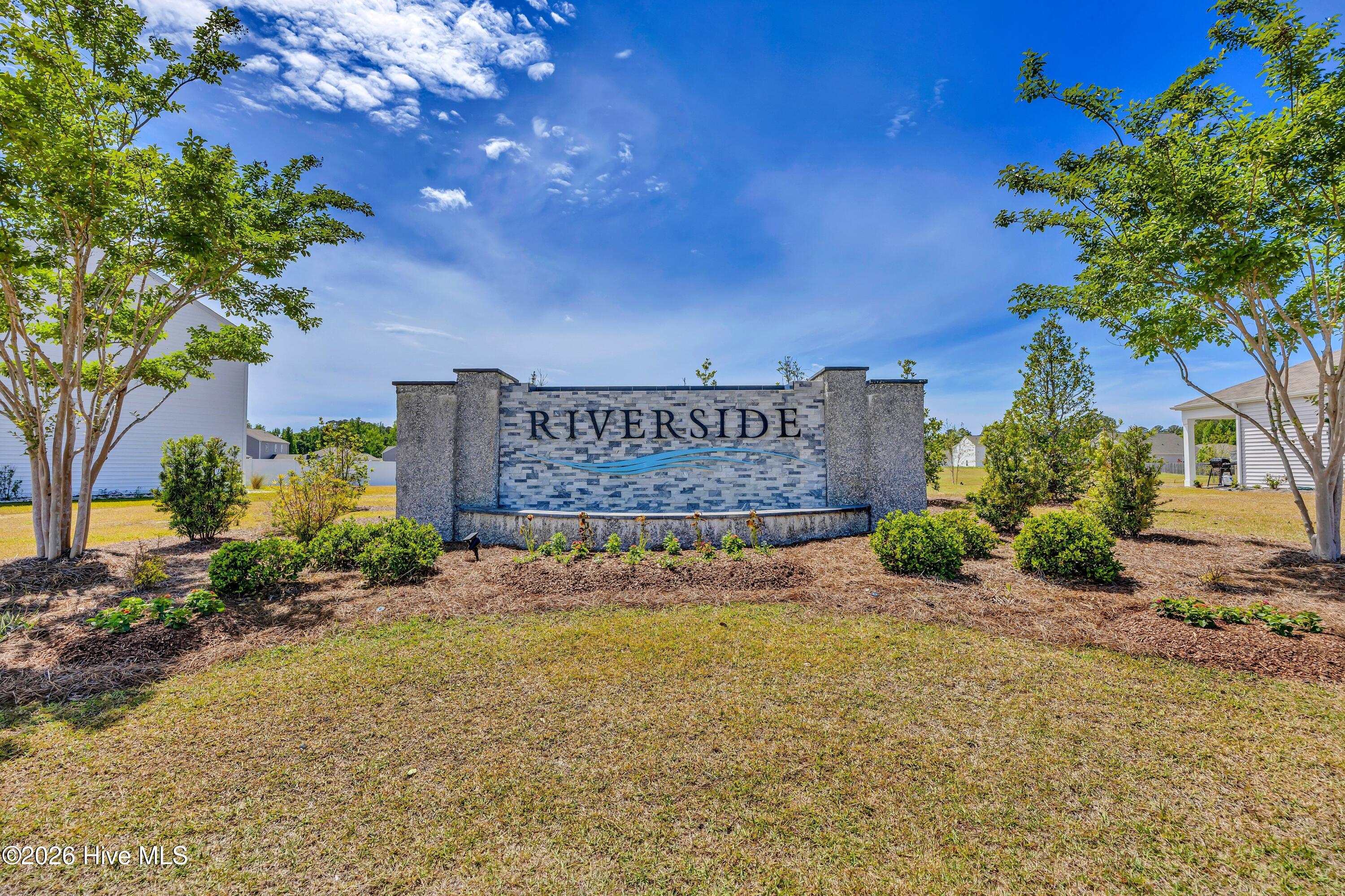 100570372 | Photo 36