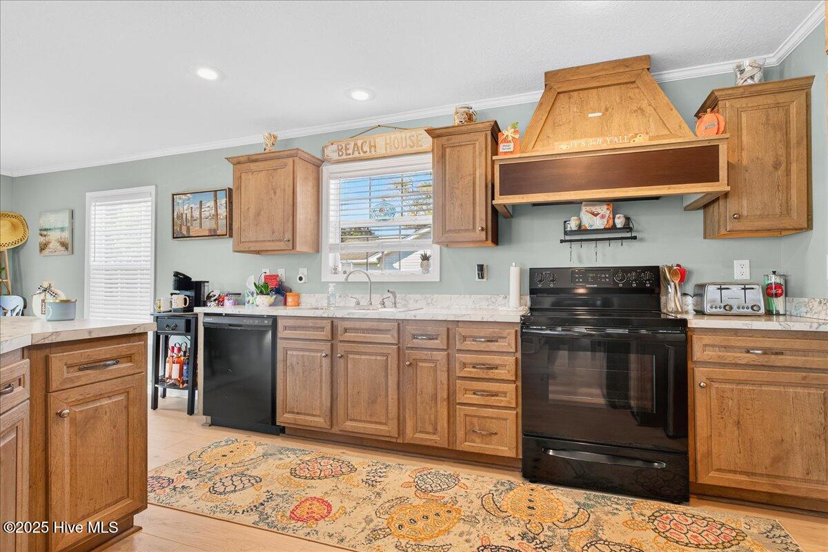 100540840 | Photo 18