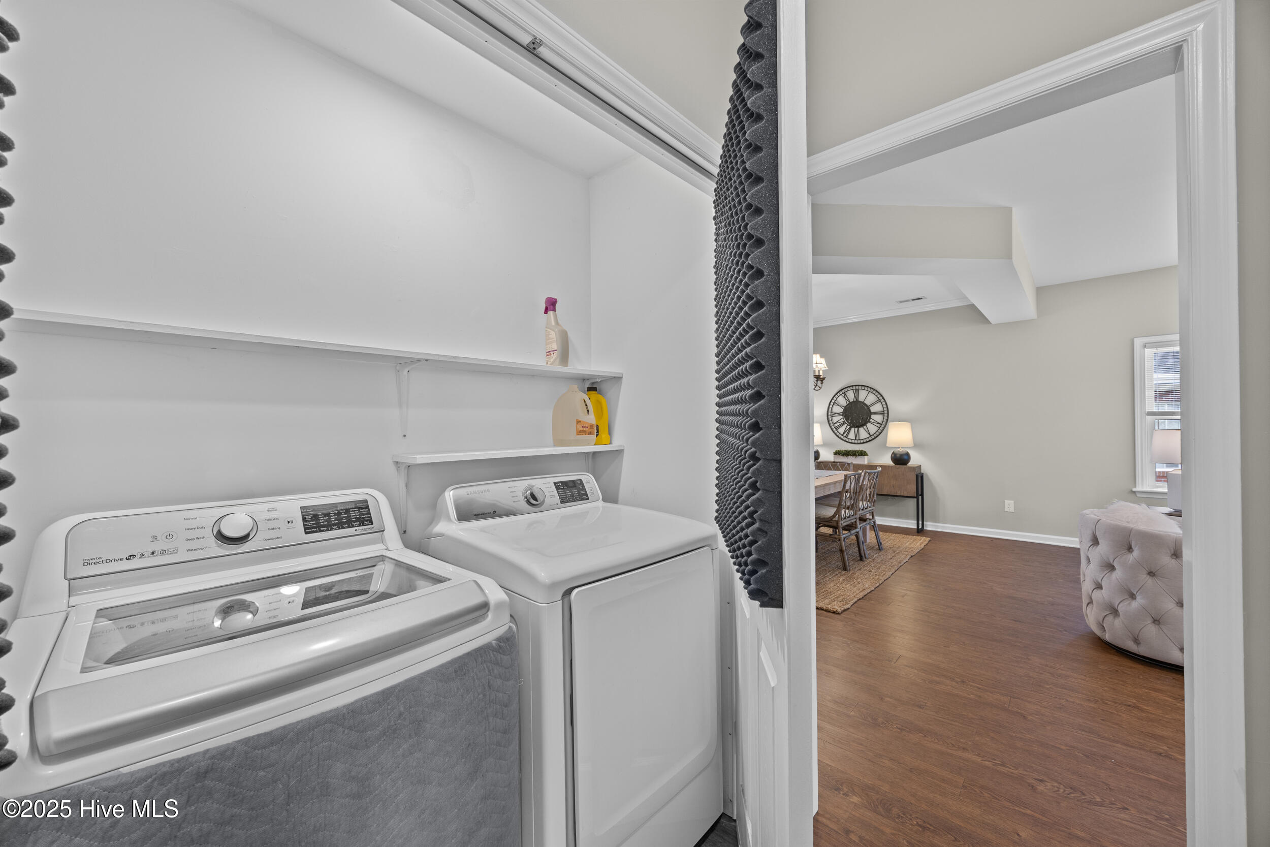 100536909 | Photo 22