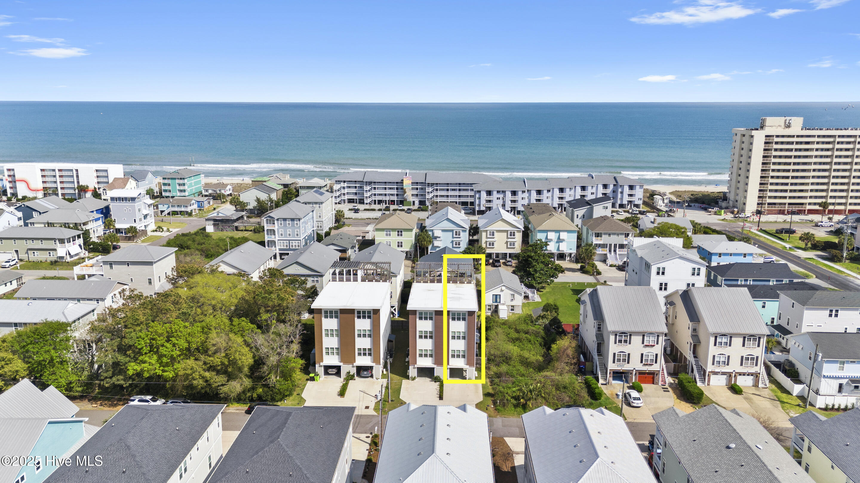 100559926 | Photo 58