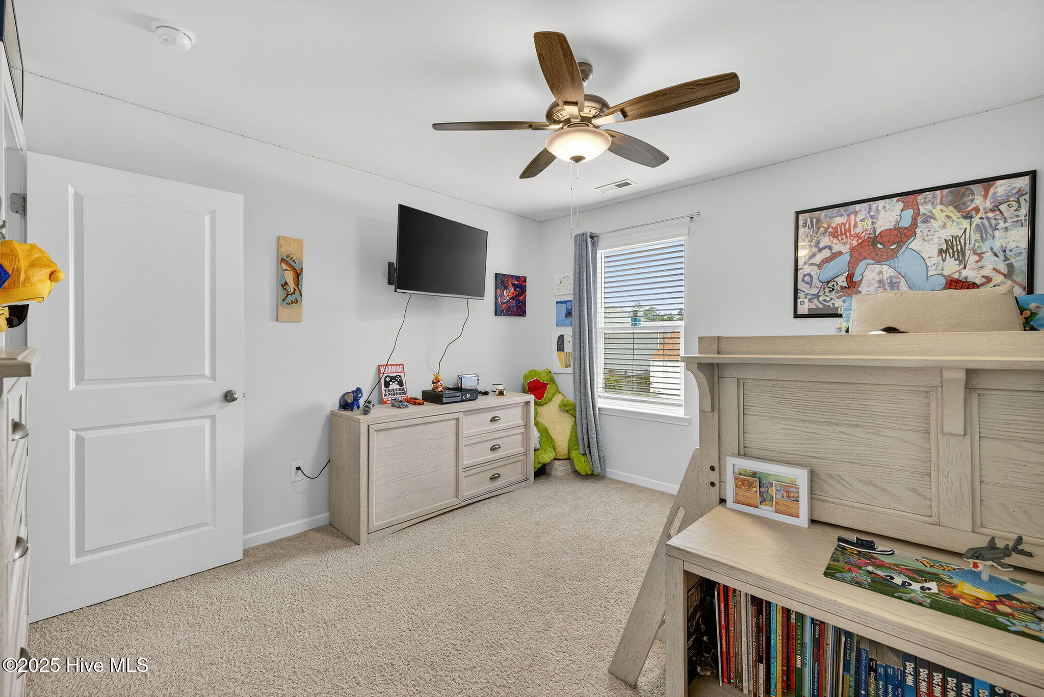 100535181 | Photo 24