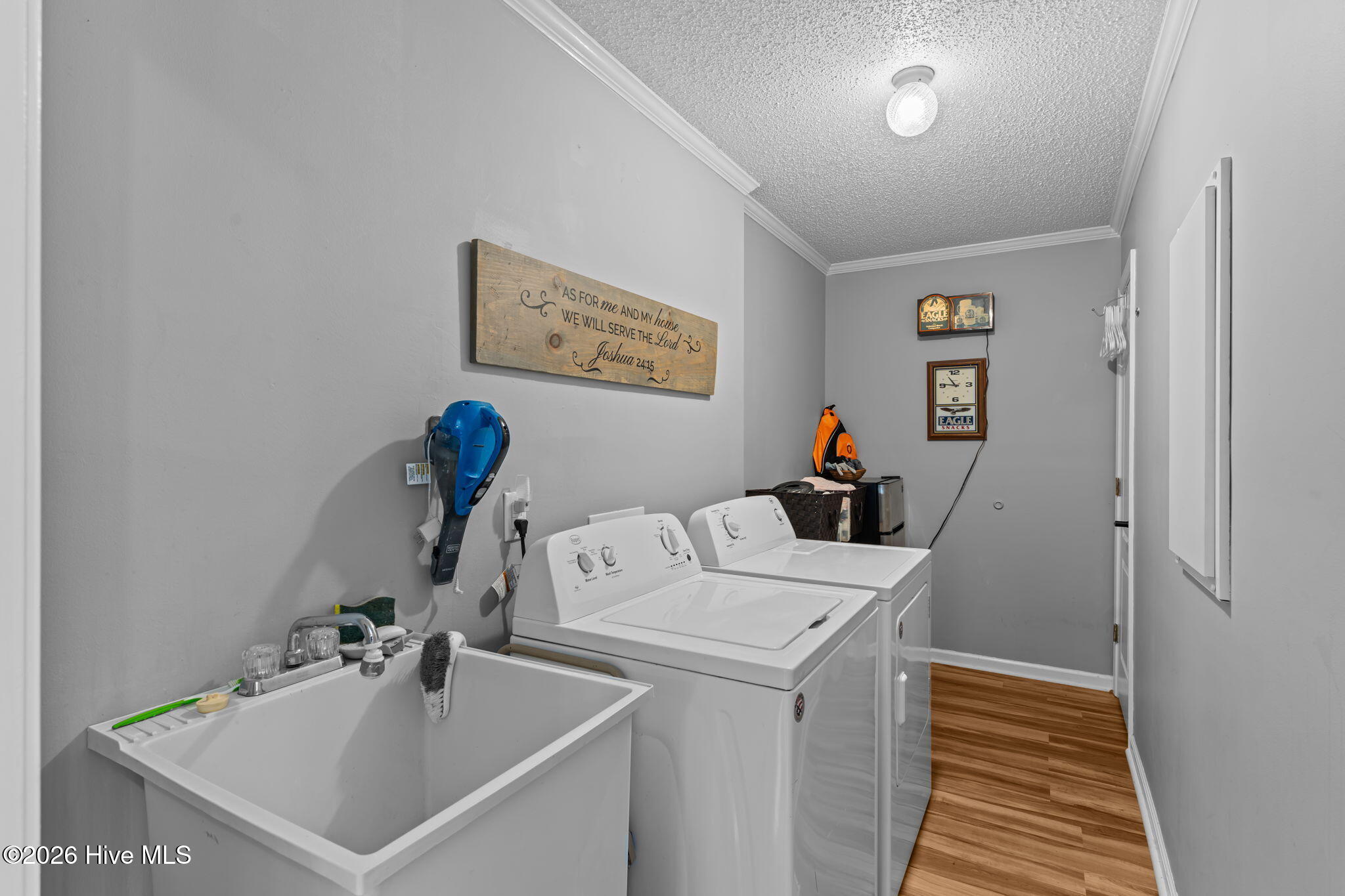 100559480 | Photo 33