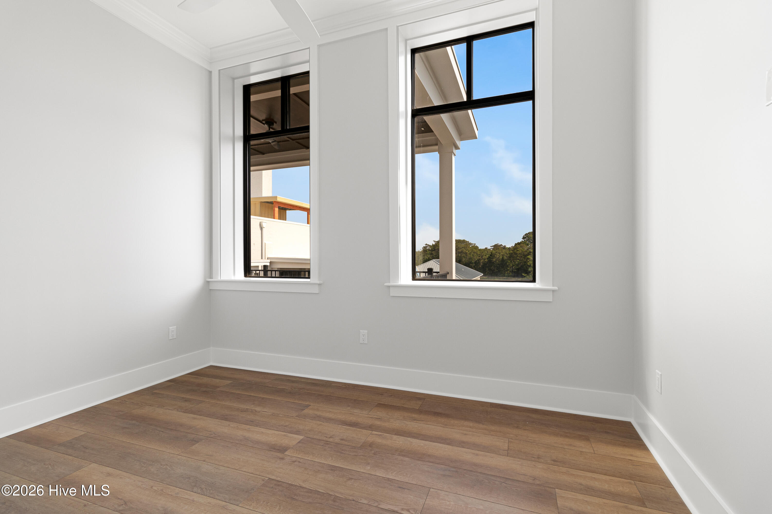 805 Mulberry 
