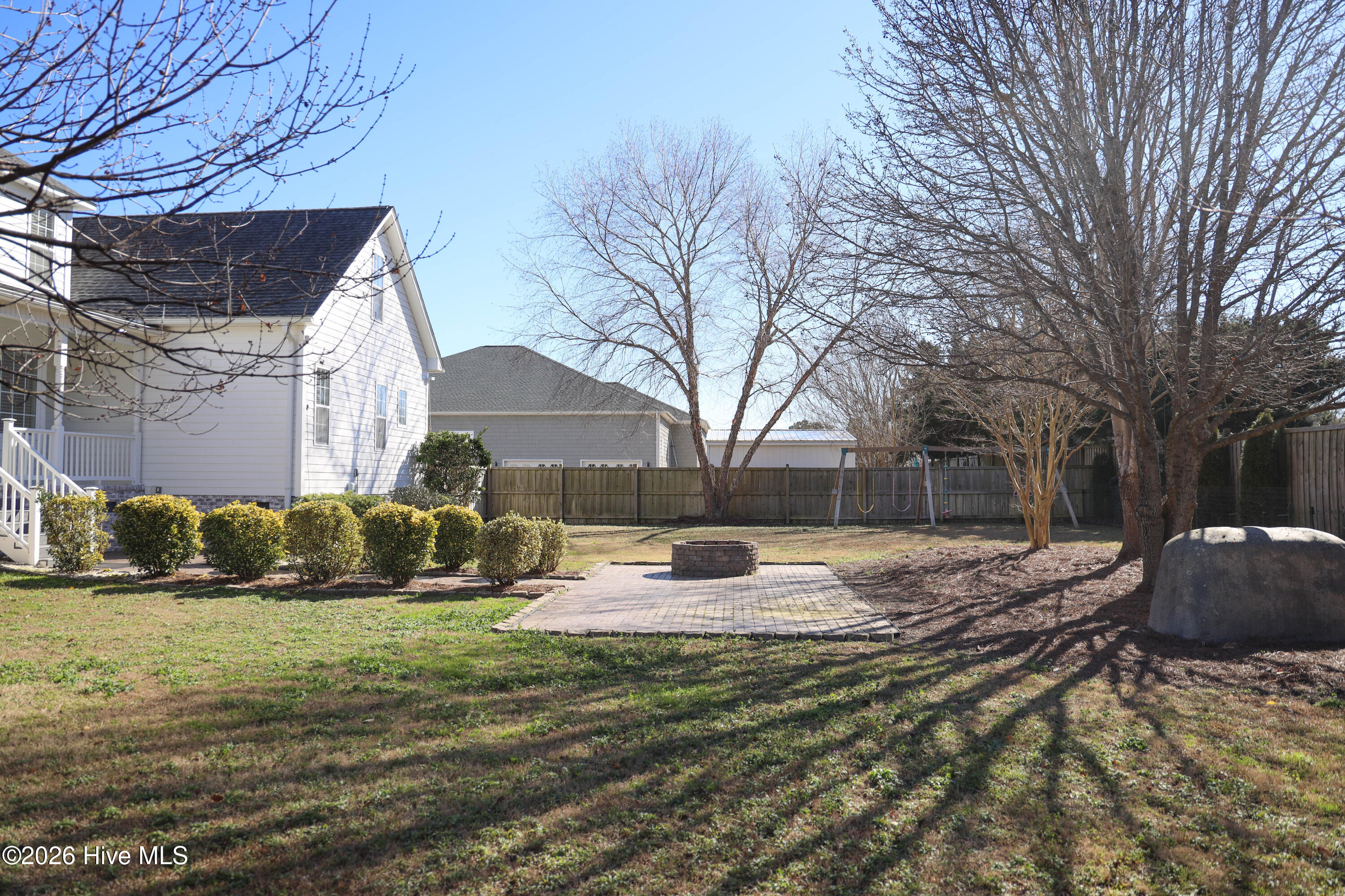 100550265 | Photo 81