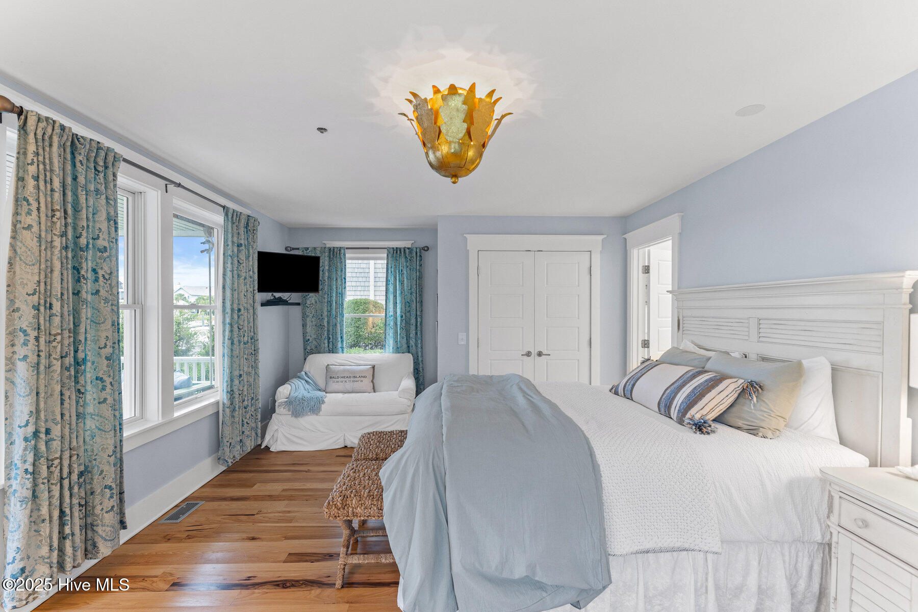 100521307 | Photo 20