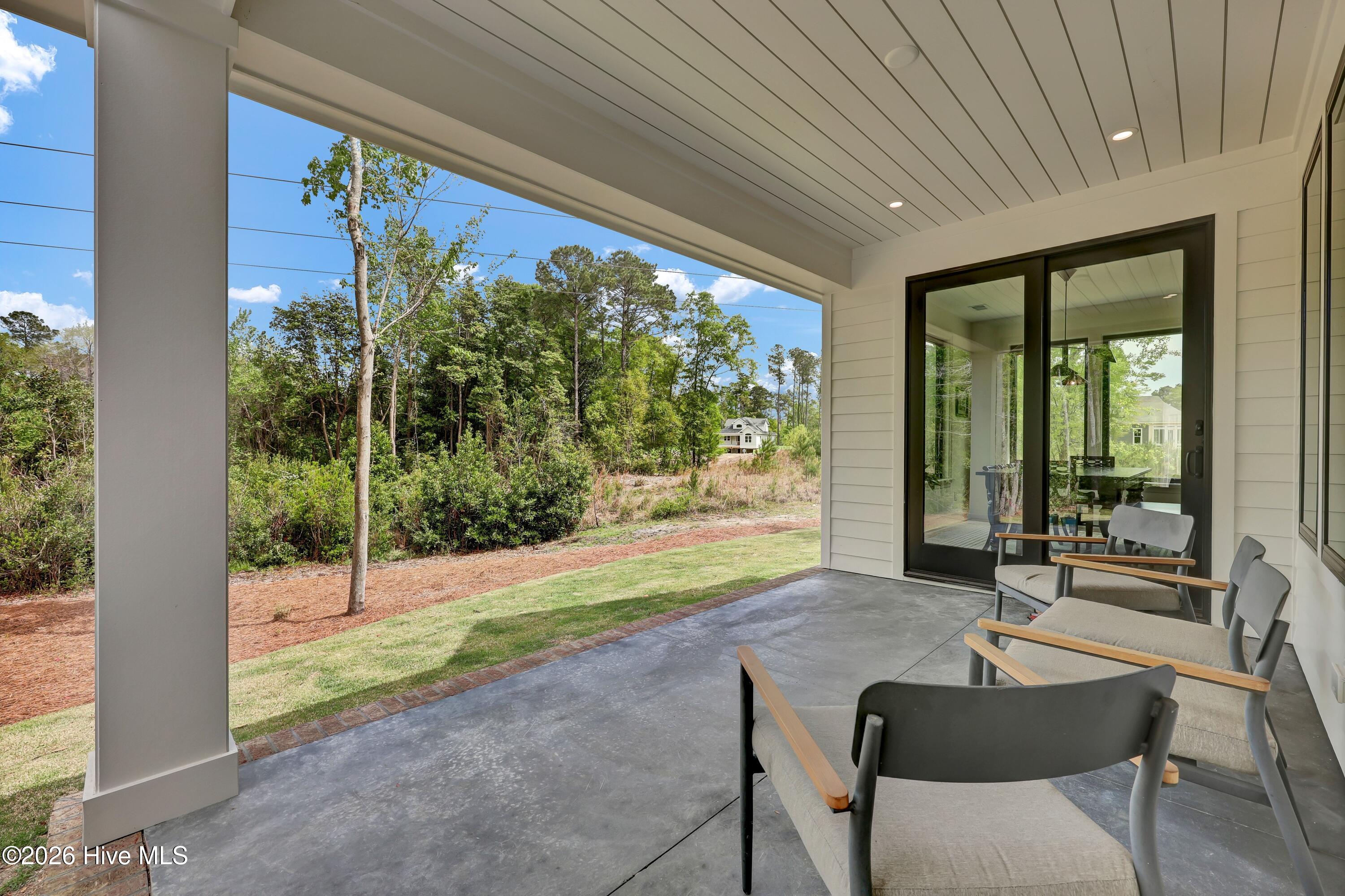 100565656 | Photo 39