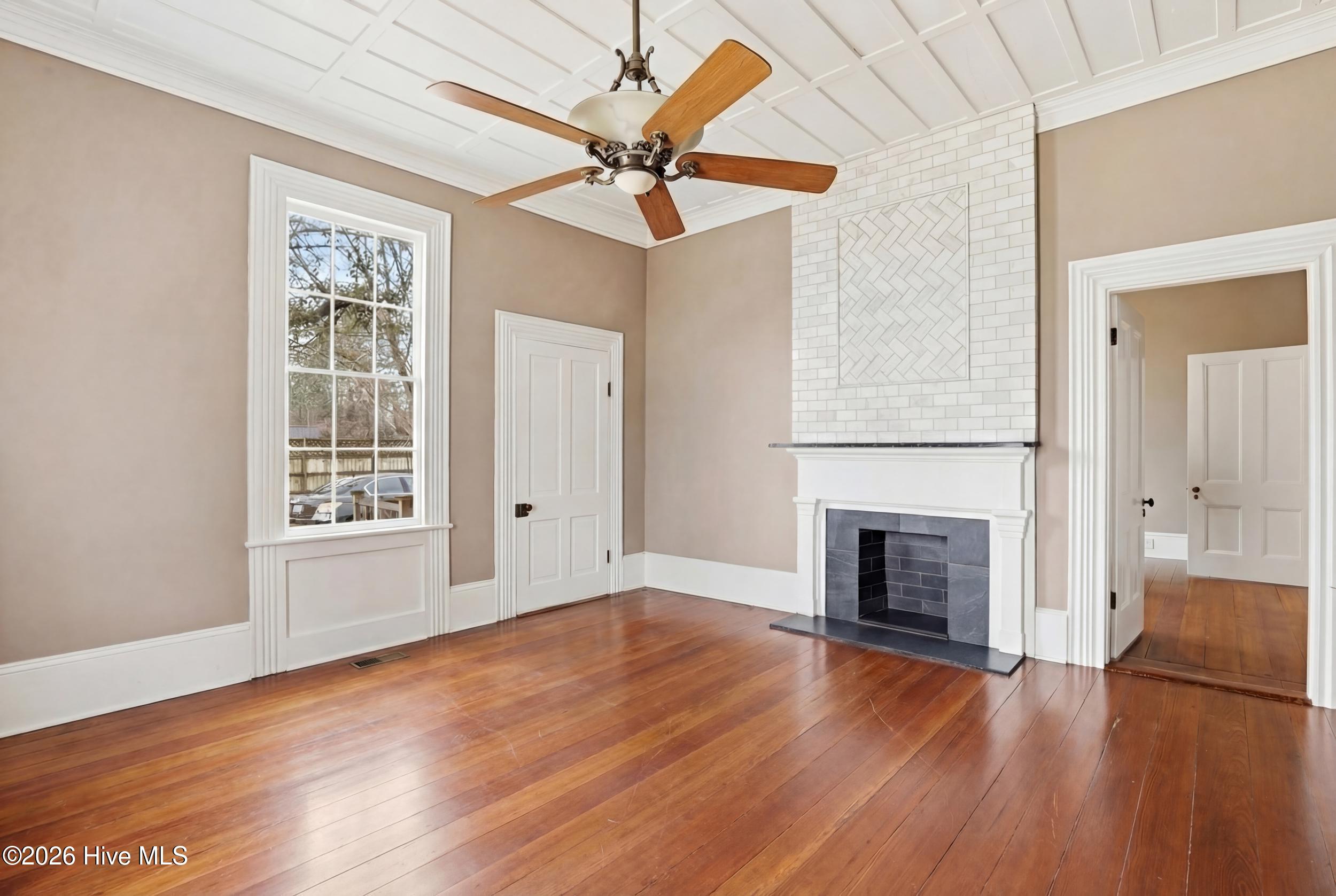 100552252 | Photo 27