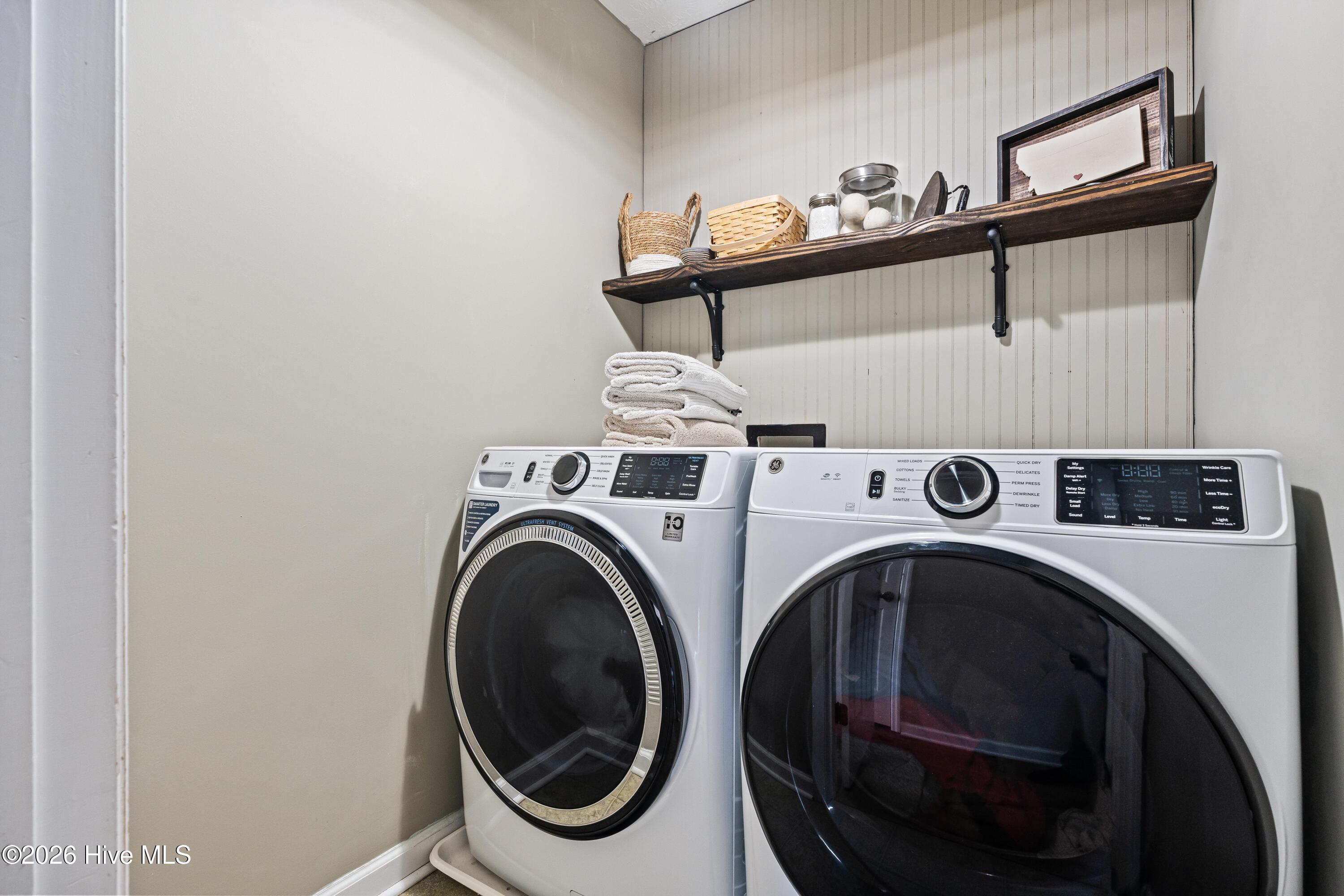 100556314 | Photo 58