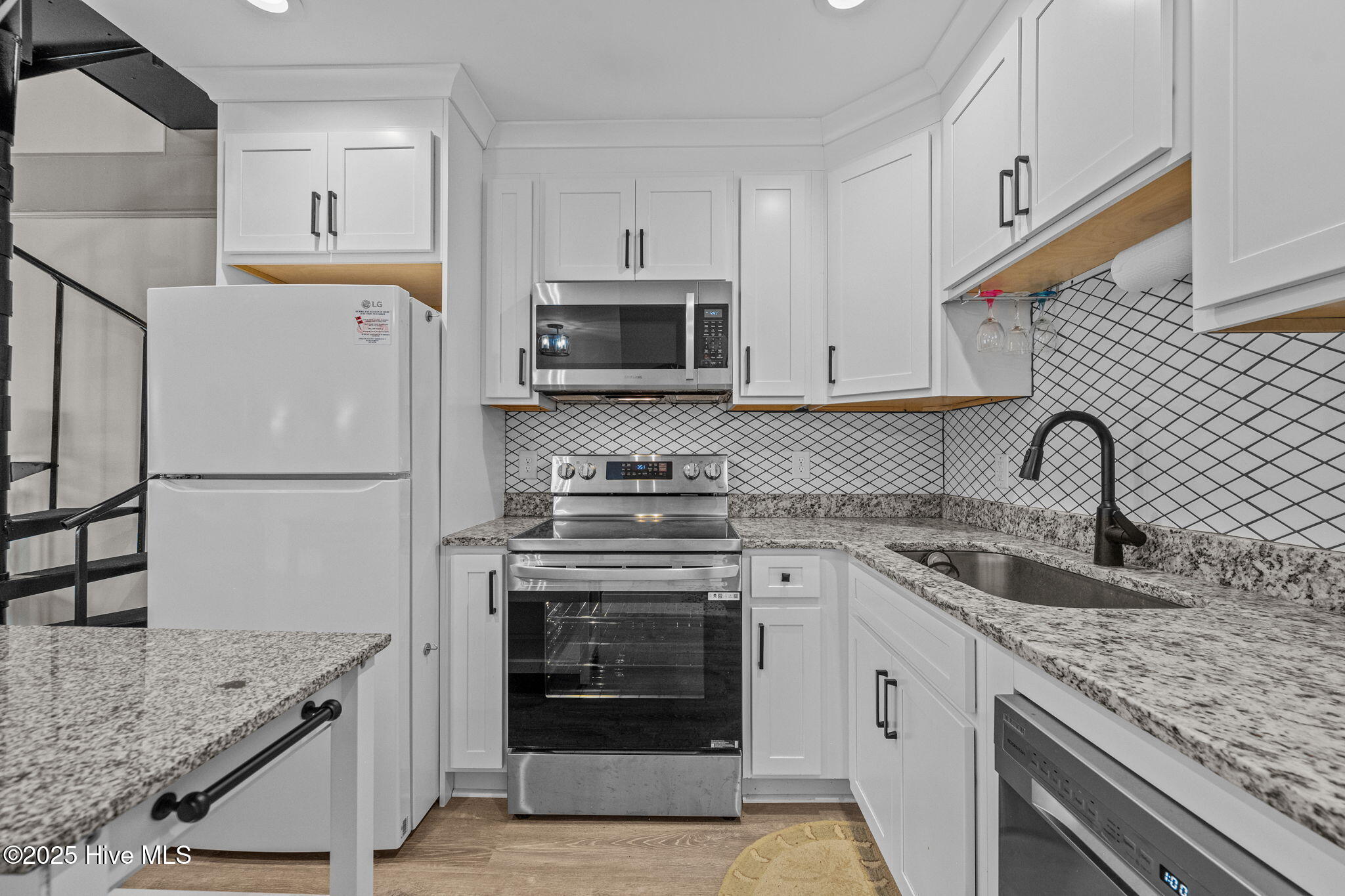892 New River Inlet Road 21, North Topsail Beach, NC 28460 – photo 15: 37-web-or-mls-_RAD3391