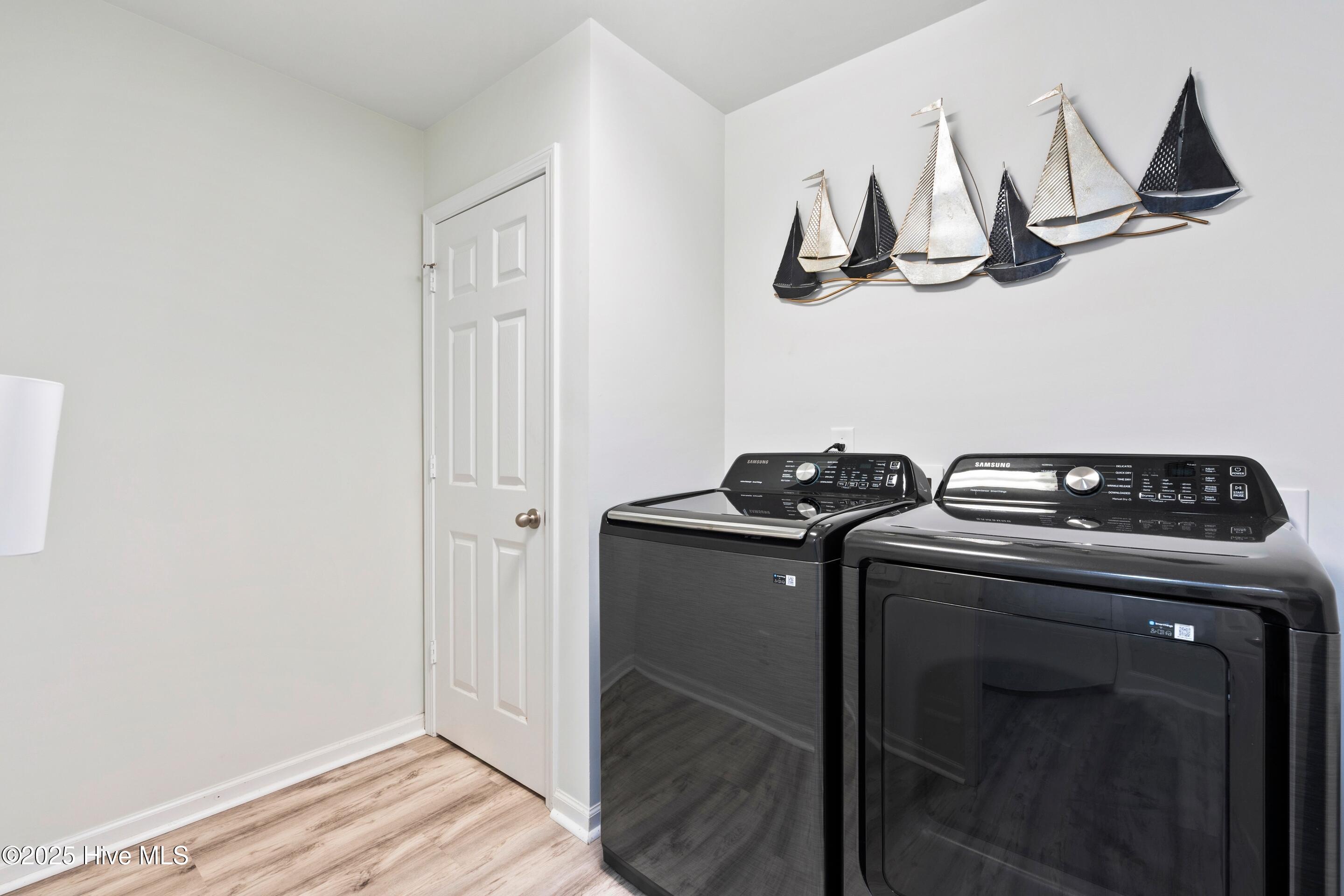 100517079 | Photo 52