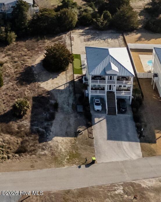 100553415 | Photo 15