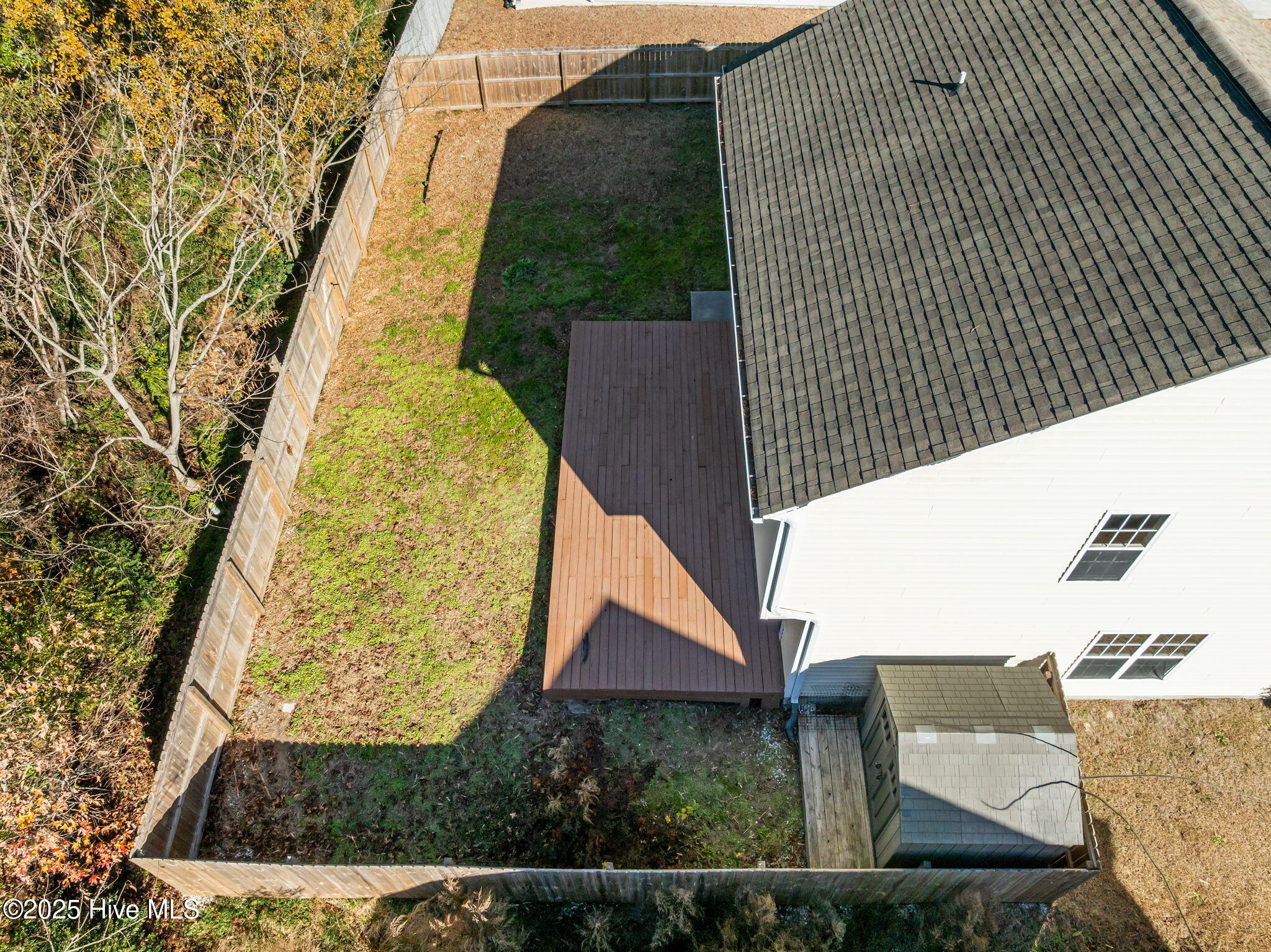 100546746 | Photo 45