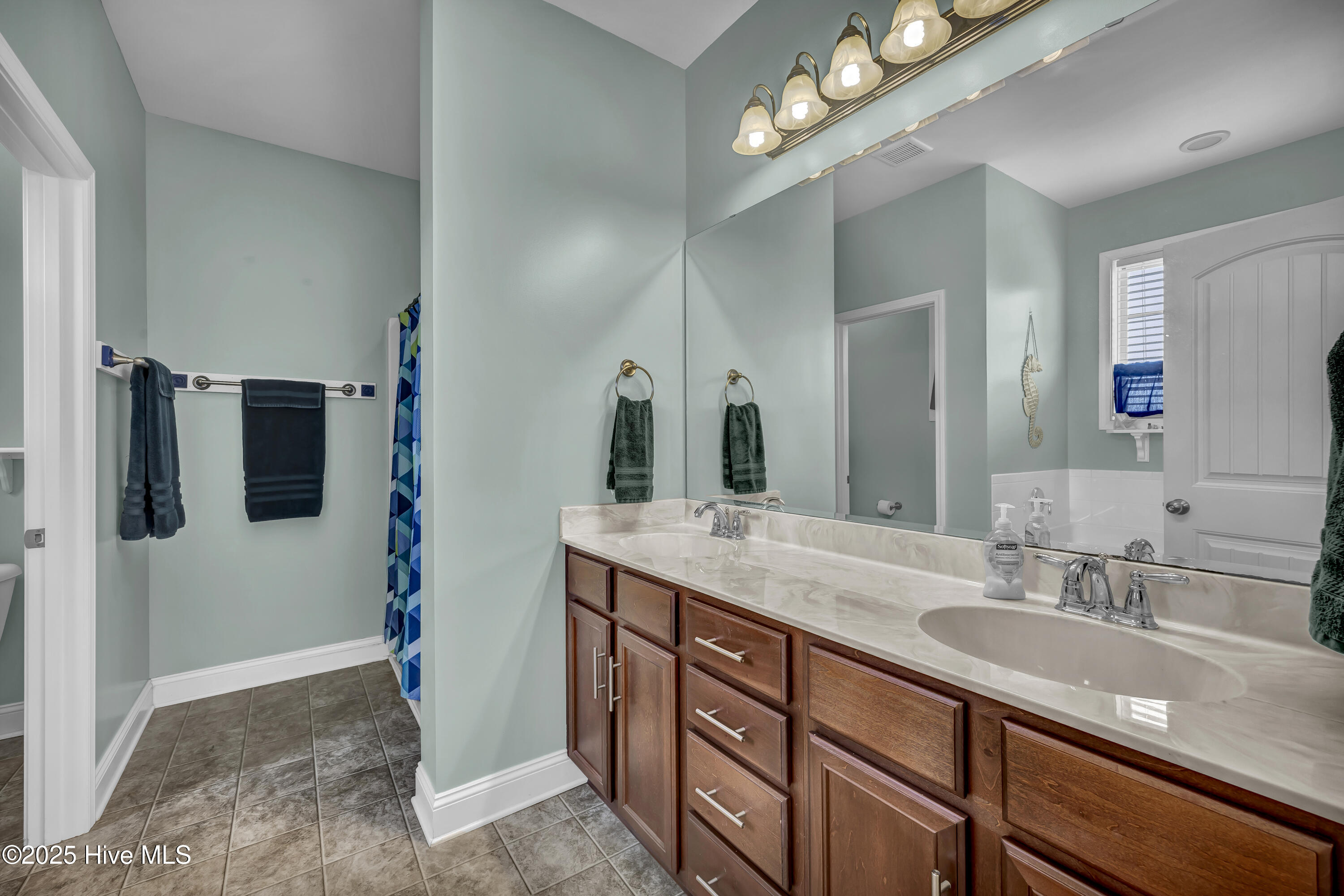 7715 Huron Drive, Wilmington, NC 28412 – photo 17: IMG_4191