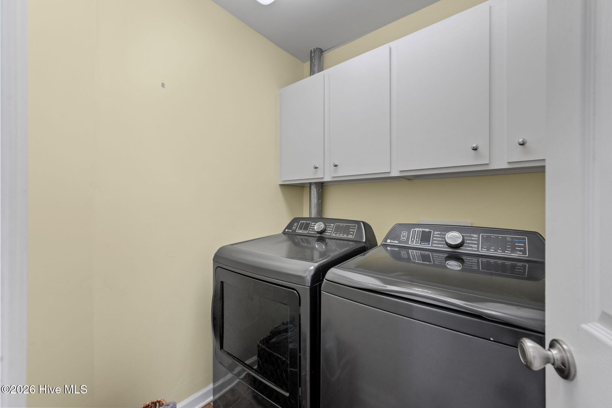 100561787 | Photo 37