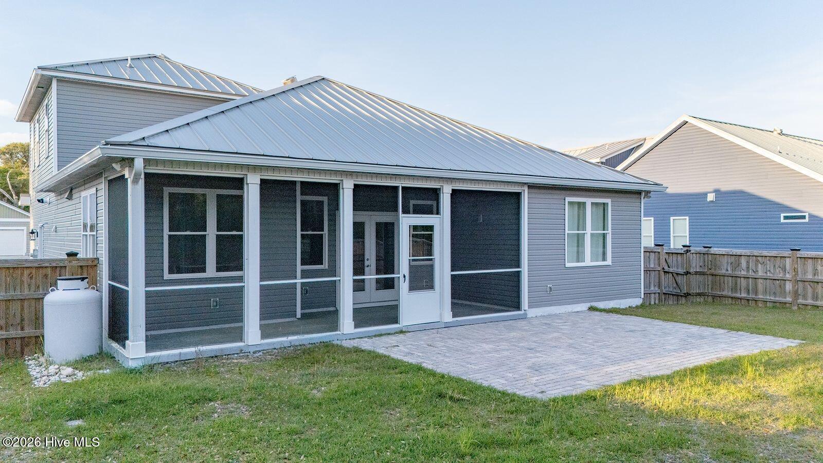 102 Evergreen Lane,Pine Knoll Shores