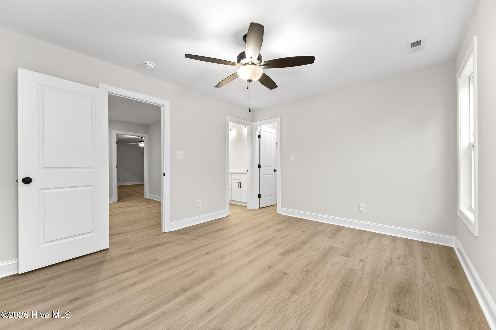 100516022 | Photo 62