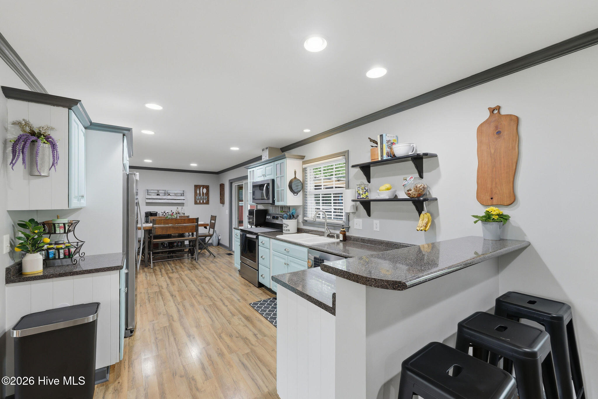 100570539 | Photo 17